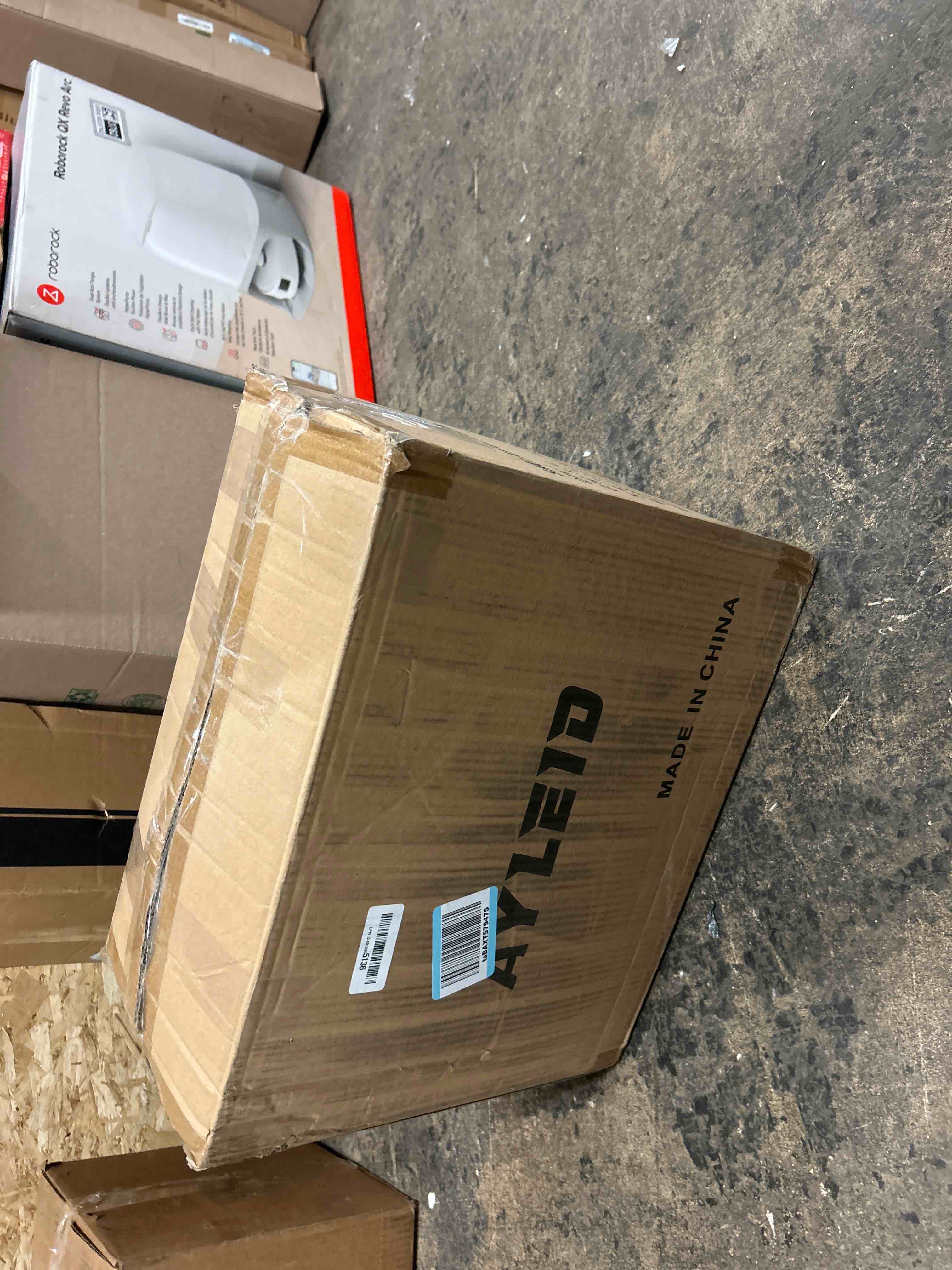 https://s3.amazonaws.com/lotting-images-prod/phillipi/GRA1833704_1778019454034.jpeg