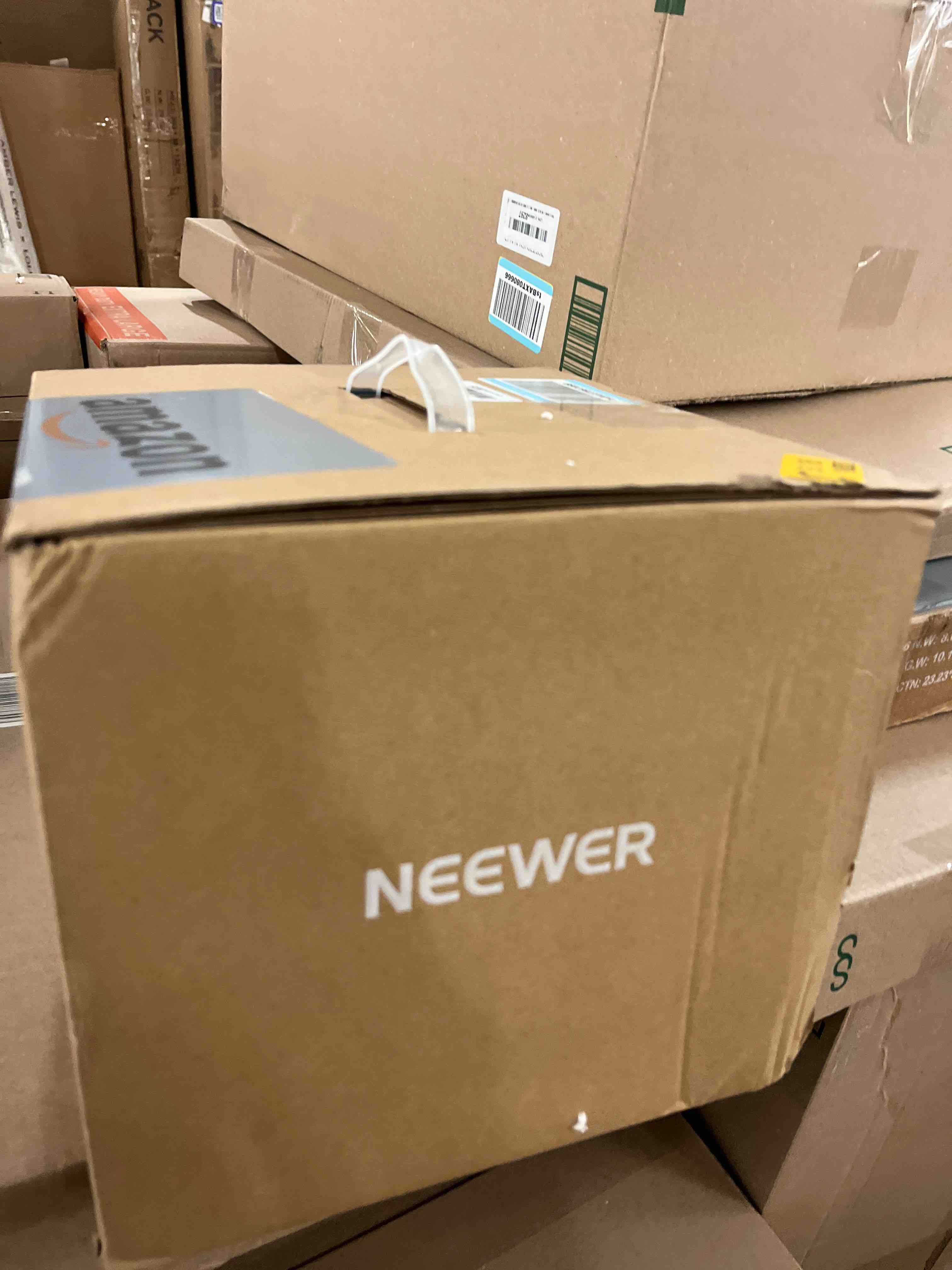 https://s3.amazonaws.com/lotting-images-prod/phillipi/GRA1833795_1778152808282.jpeg
