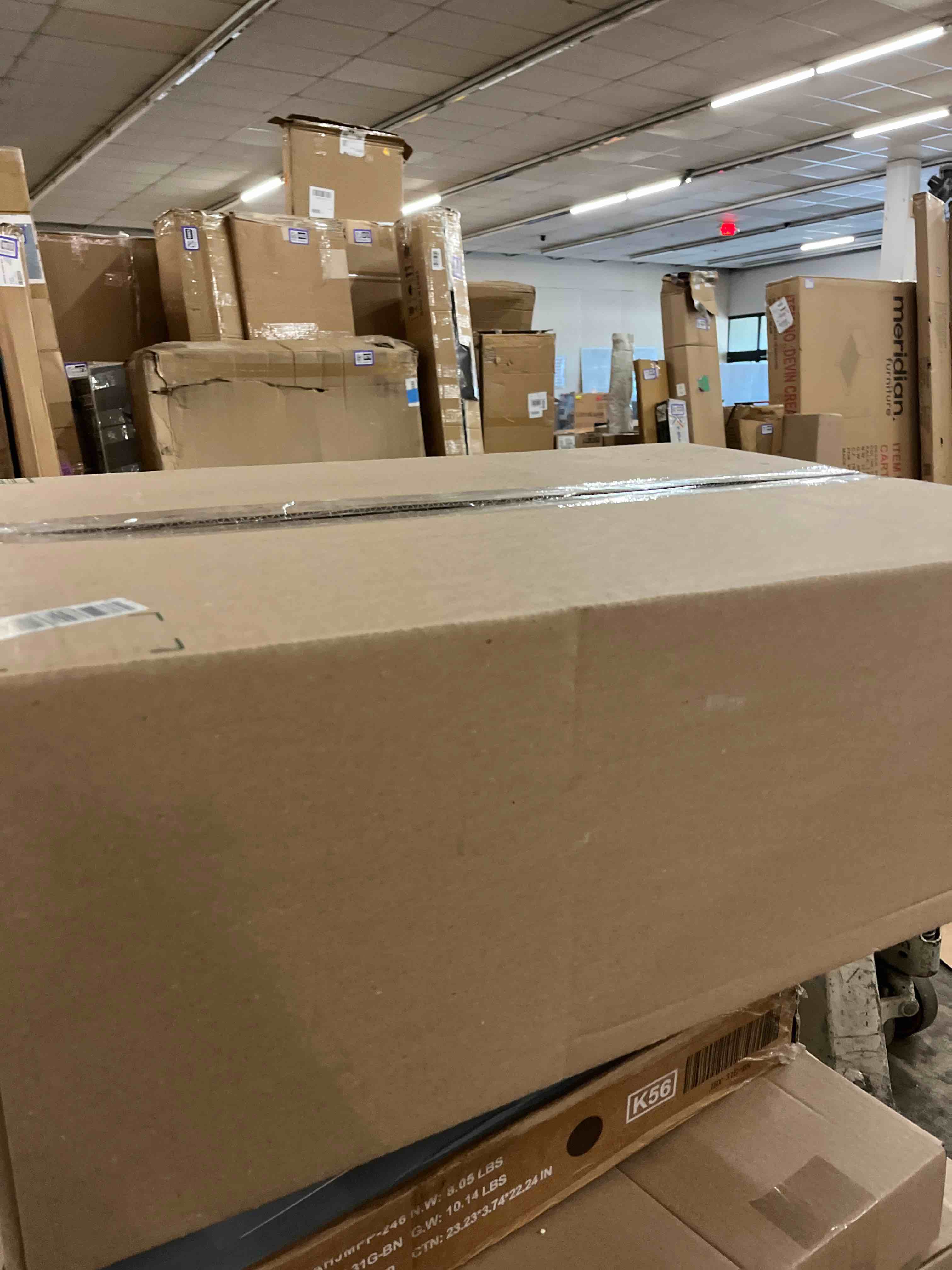 https://s3.amazonaws.com/lotting-images-prod/phillipi/GRA1833796_1778152938757.jpeg