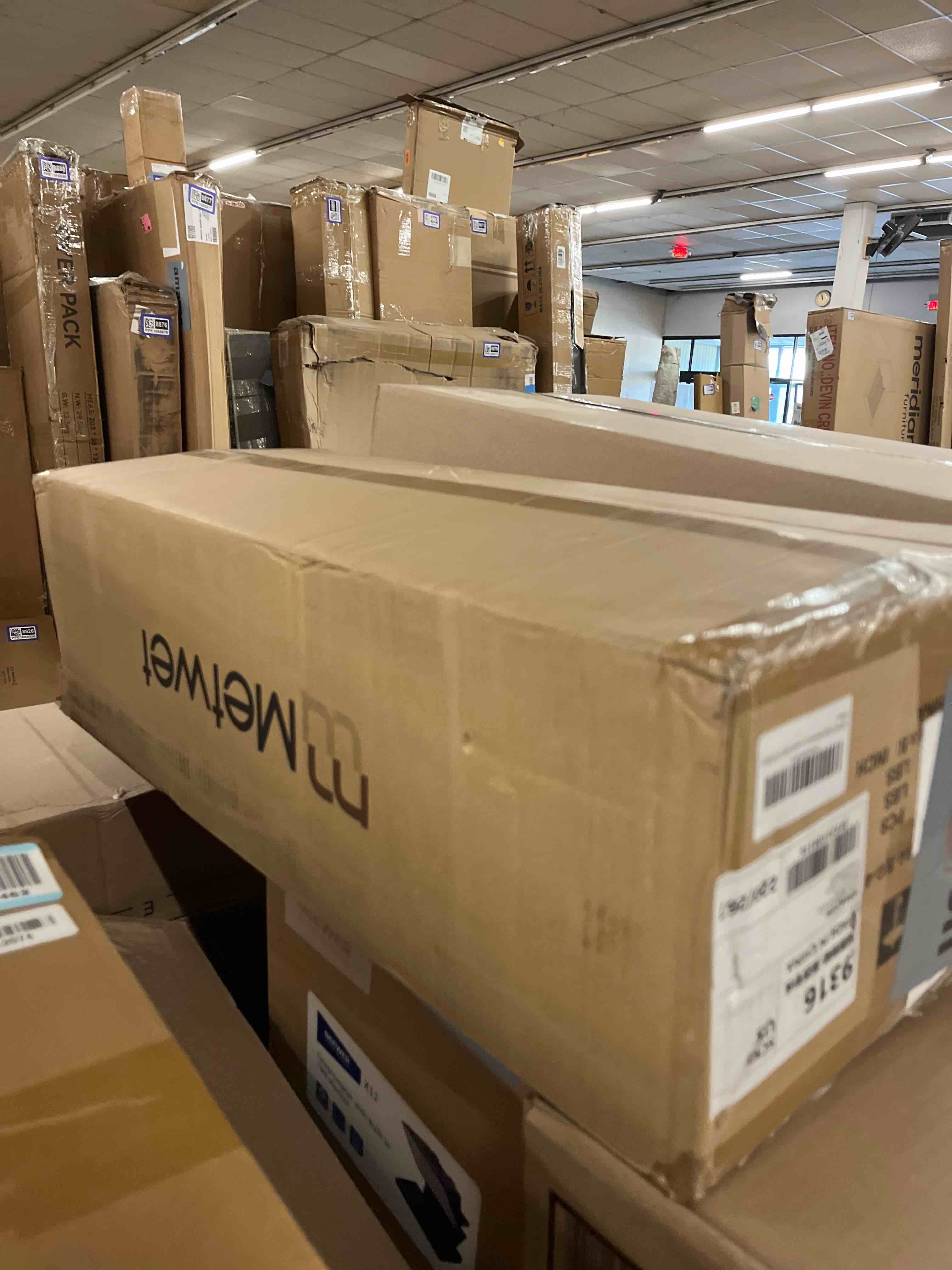 https://s3.amazonaws.com/lotting-images-prod/phillipi/GRA1833815_1778152185905.jpeg