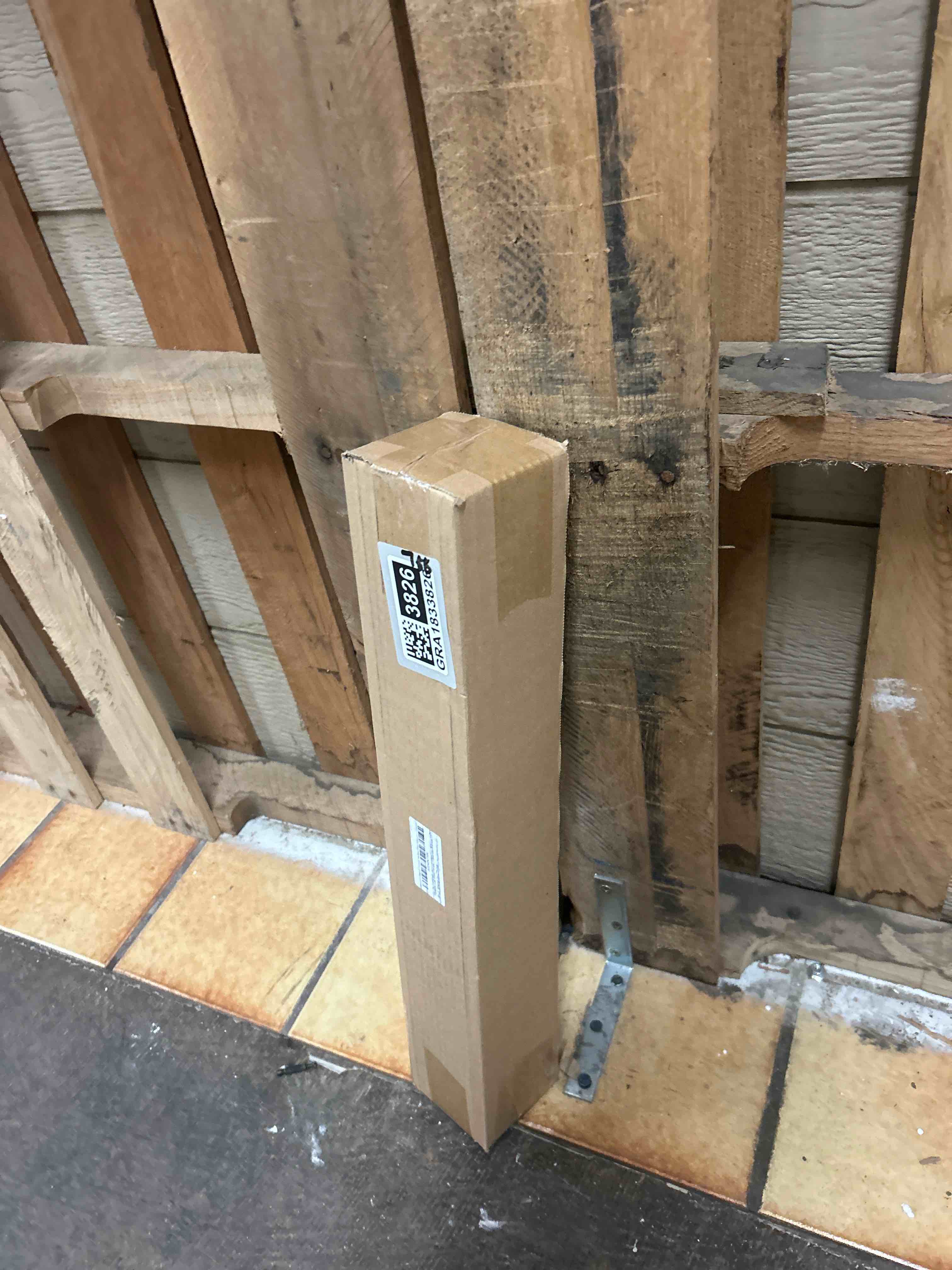 https://s3.amazonaws.com/lotting-images-prod/phillipi/GRA1833826_1778150624572.jpeg