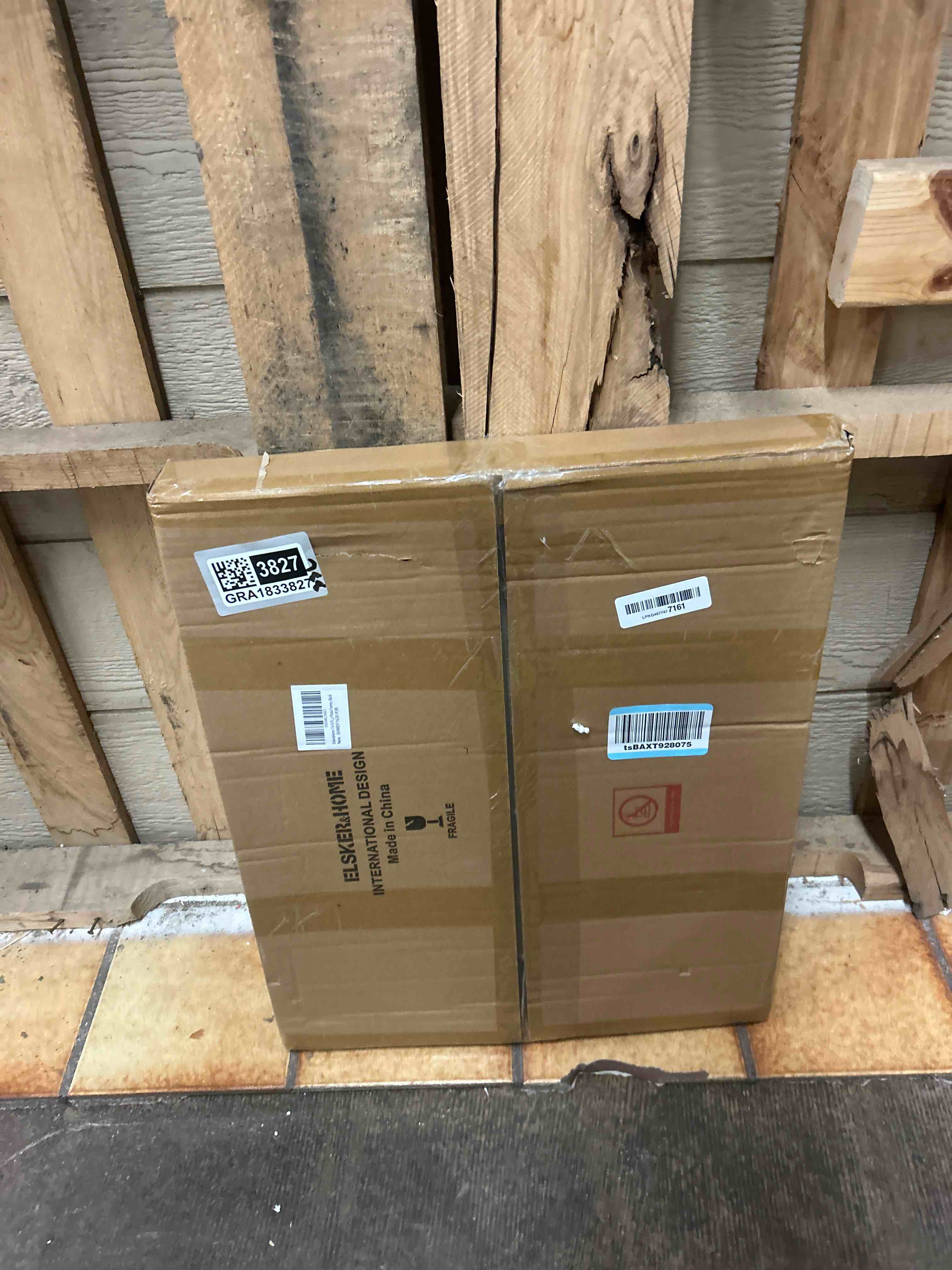 https://s3.amazonaws.com/lotting-images-prod/phillipi/GRA1833827_1778150732945.jpeg