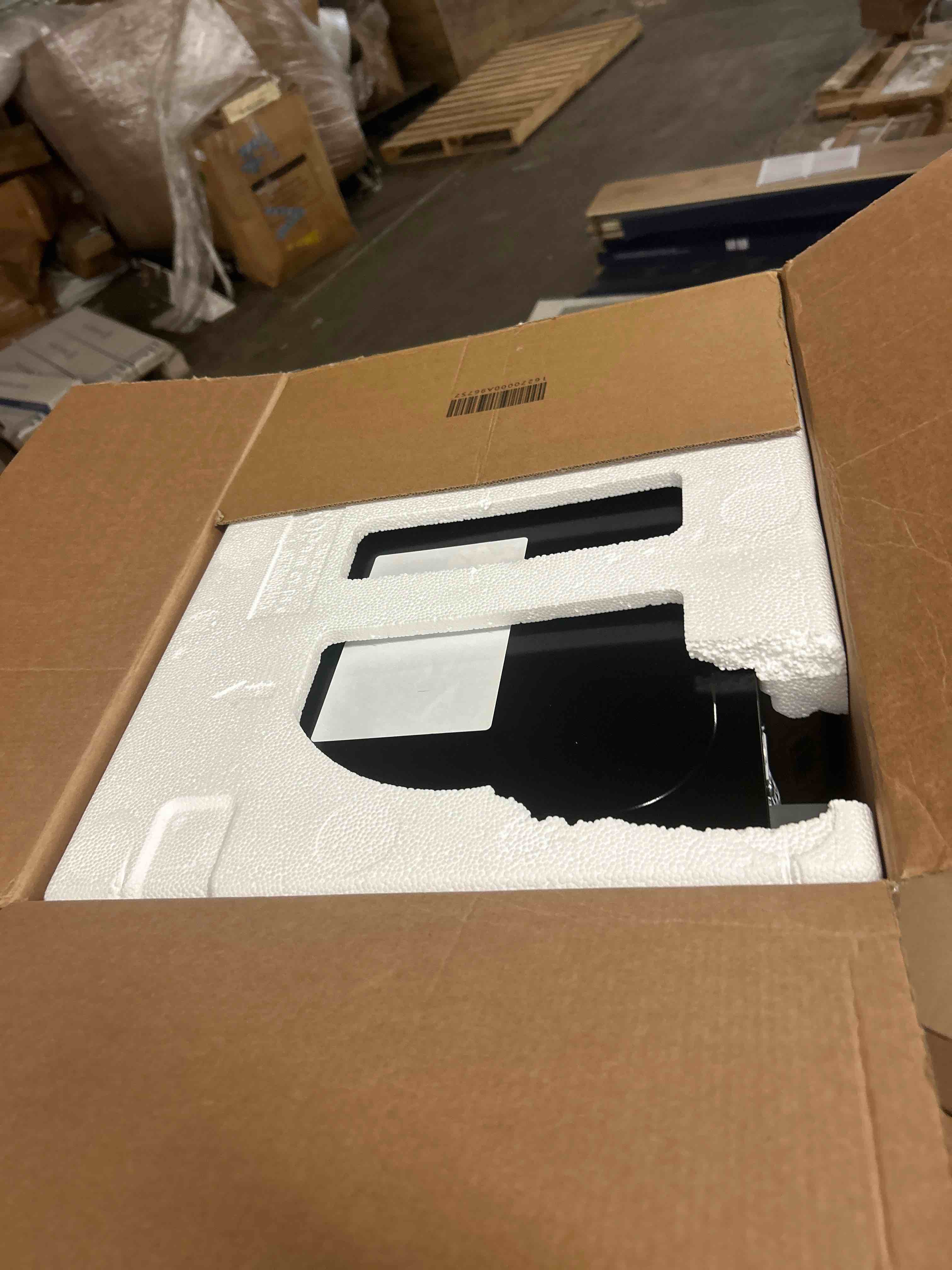 https://s3.amazonaws.com/lotting-images-prod/phillipi/GRA1833849_1778152473730.jpeg
