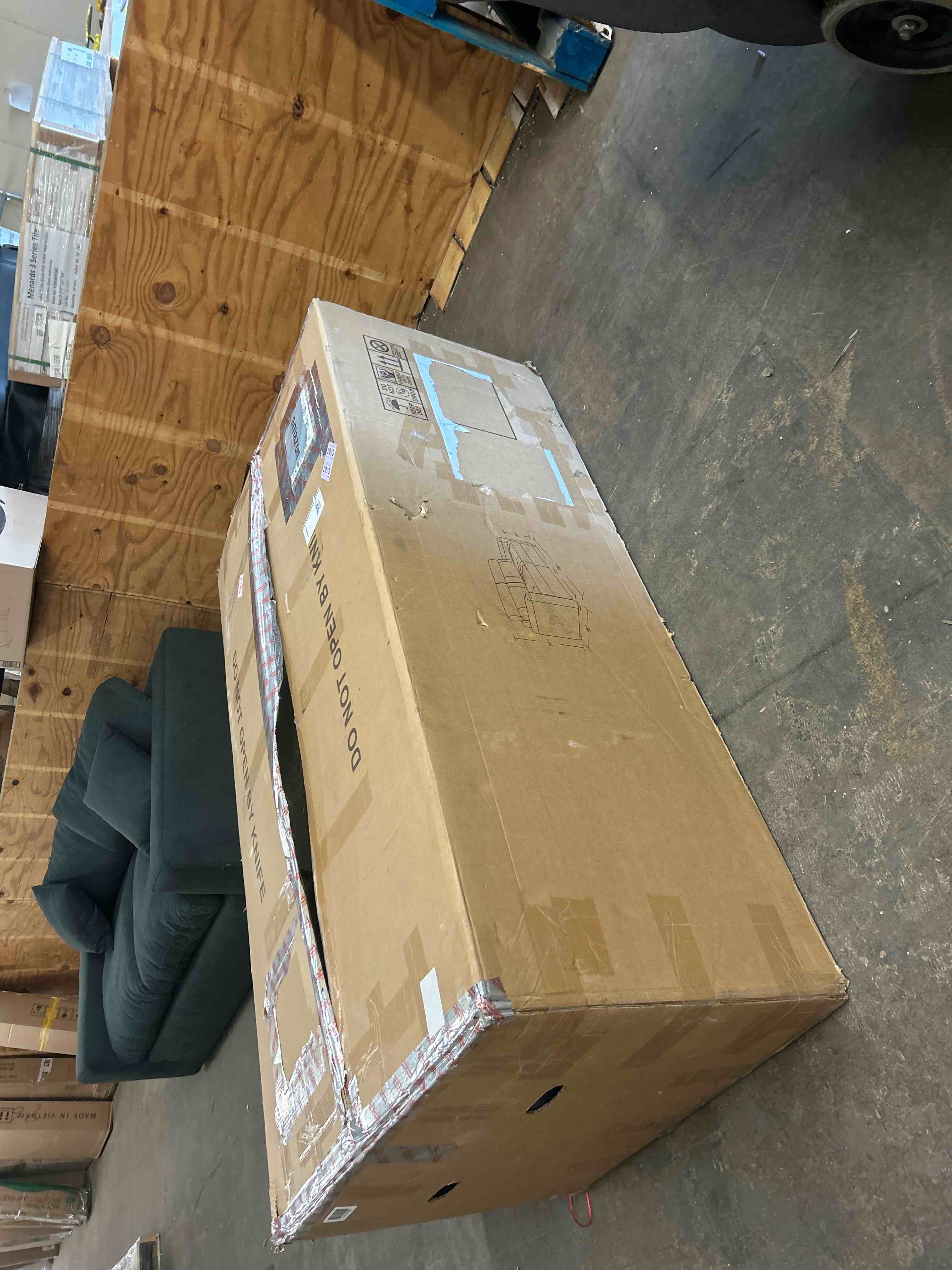 https://s3.amazonaws.com/lotting-images-prod/phillipi/GRA1833883_1778168550870.jpeg