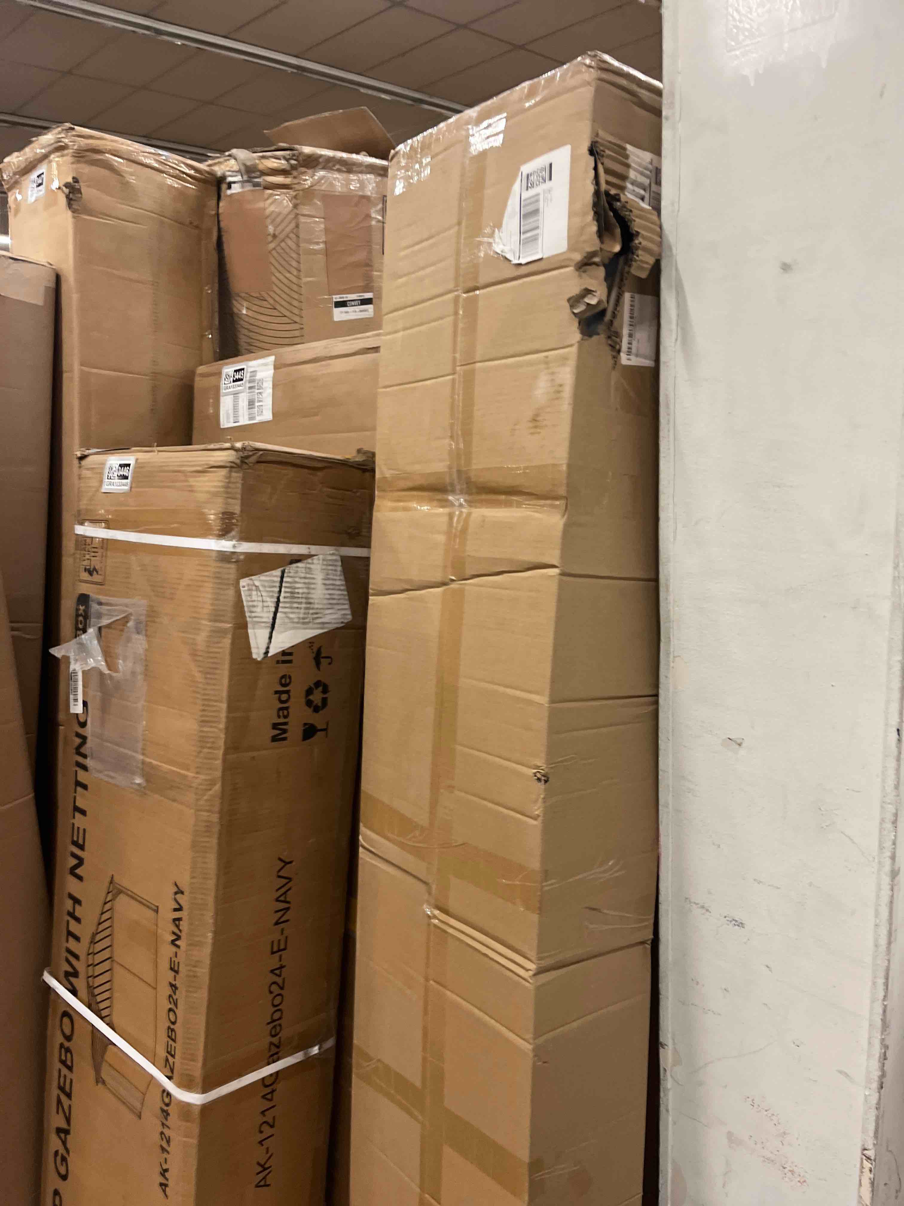 https://s3.amazonaws.com/lotting-images-prod/phillipi/GRA1833908_1778244406630.jpeg