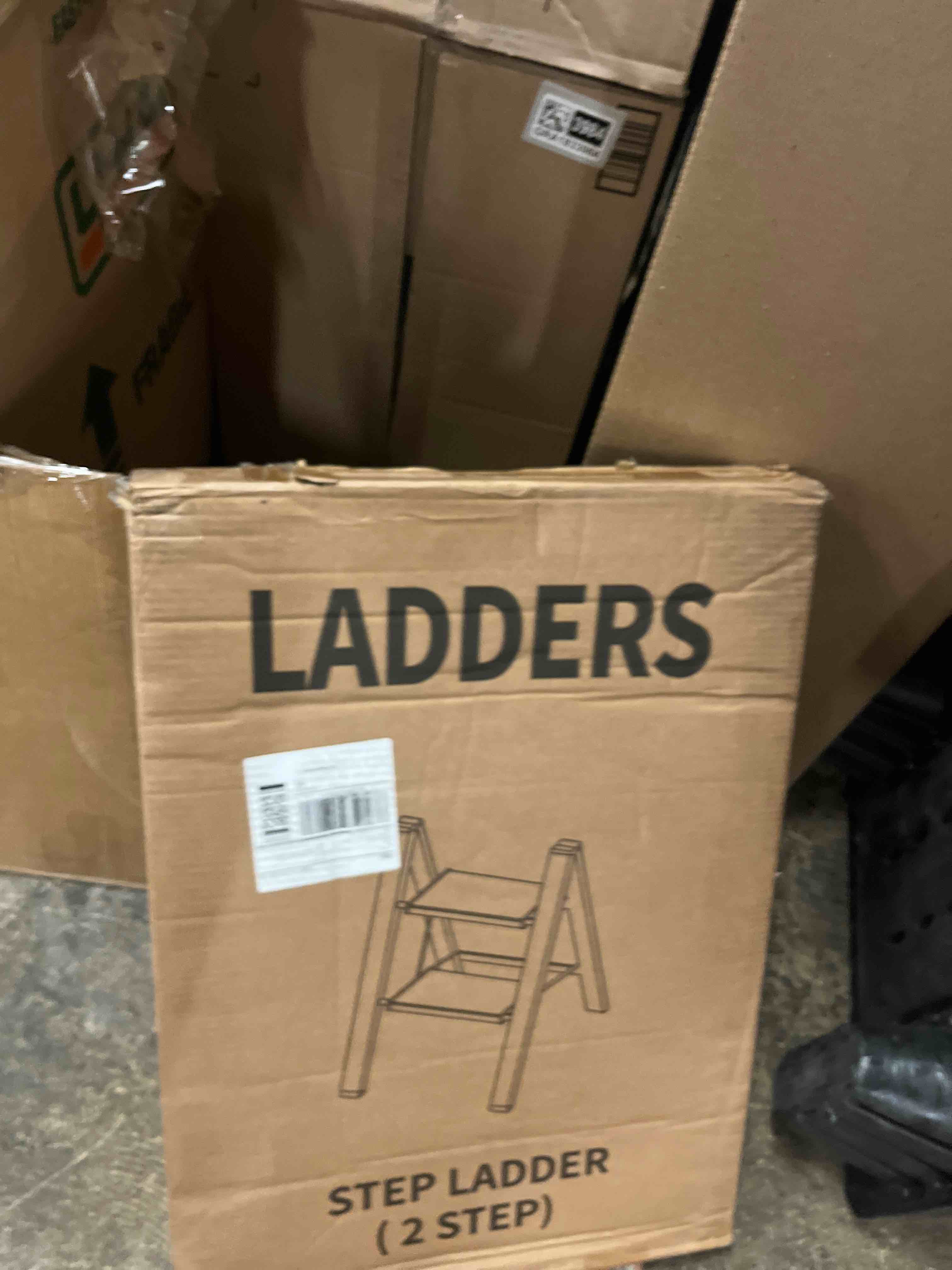 https://s3.amazonaws.com/lotting-images-prod/phillipi/GRA1833974_1778547971163.jpeg