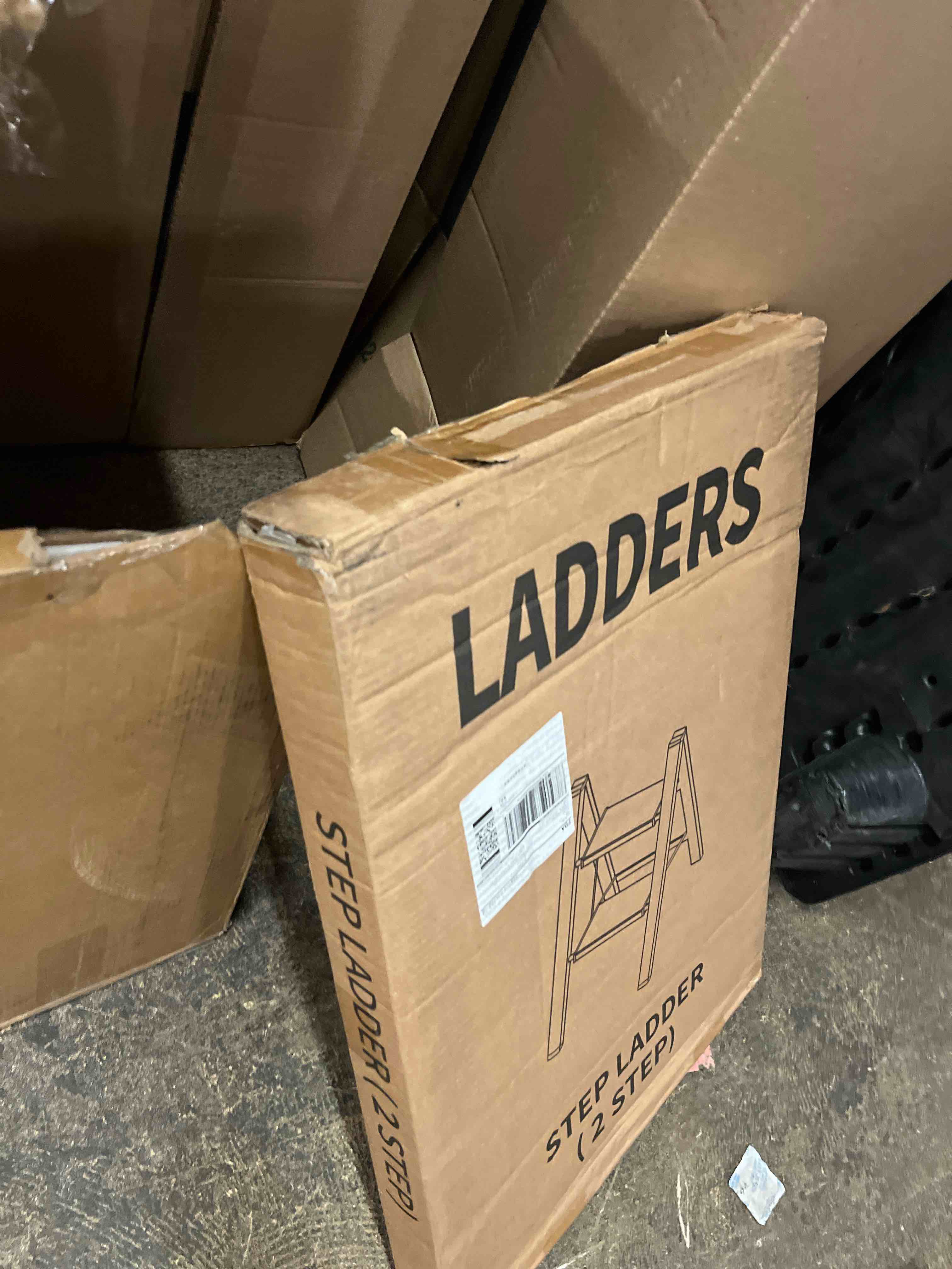 https://s3.amazonaws.com/lotting-images-prod/phillipi/GRA1833974_1778547972519.jpeg