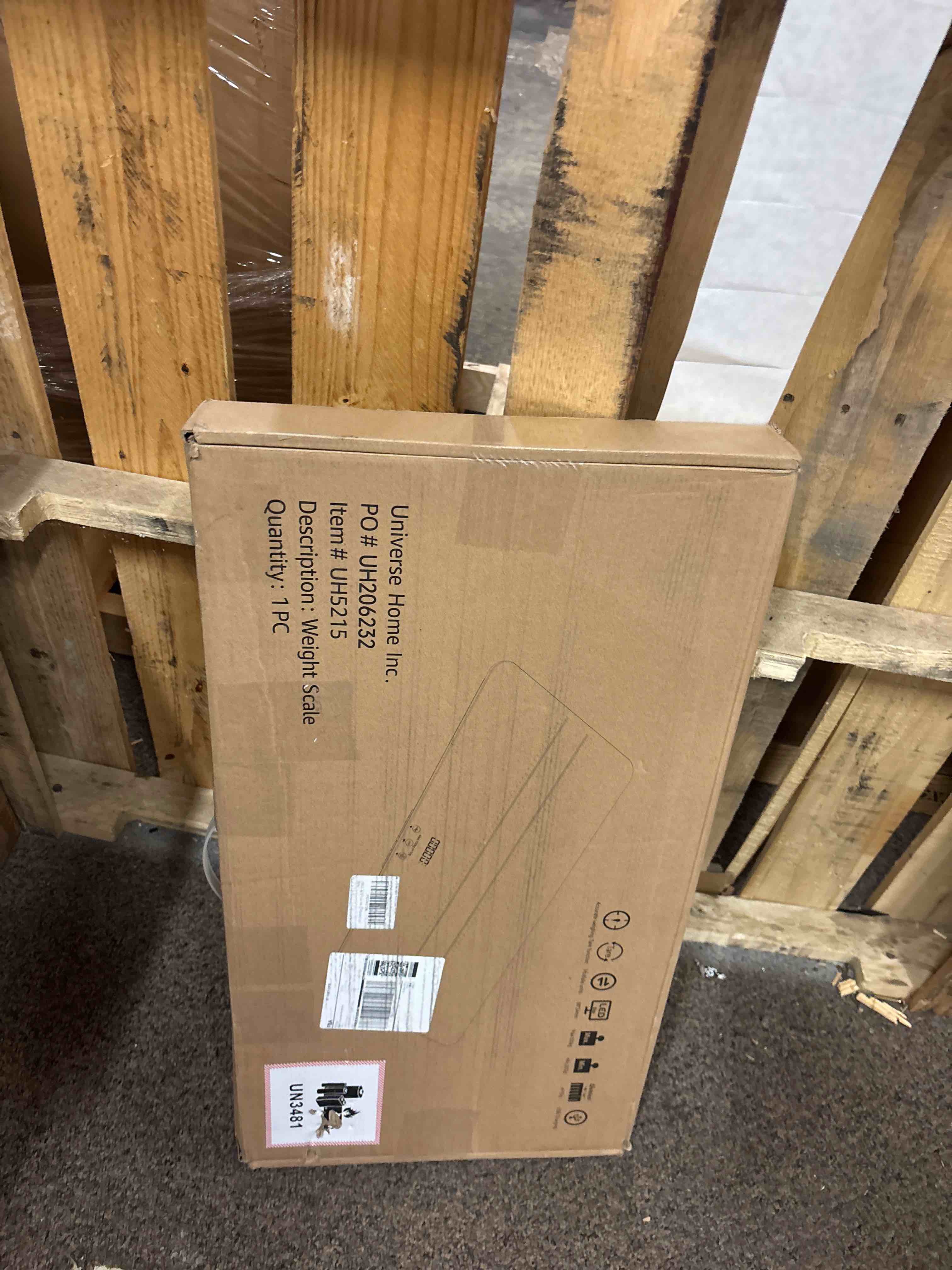 Condition photo showing New/Like New for unipaws digital pet scale max 220lbs with bluetooth app, medium-small veterinary scale for dogs cats, baby scale with 3 weighing modes, lbs, kg, st, 27 x 13 inches lcd platform scale 27"w x 13"d no voice