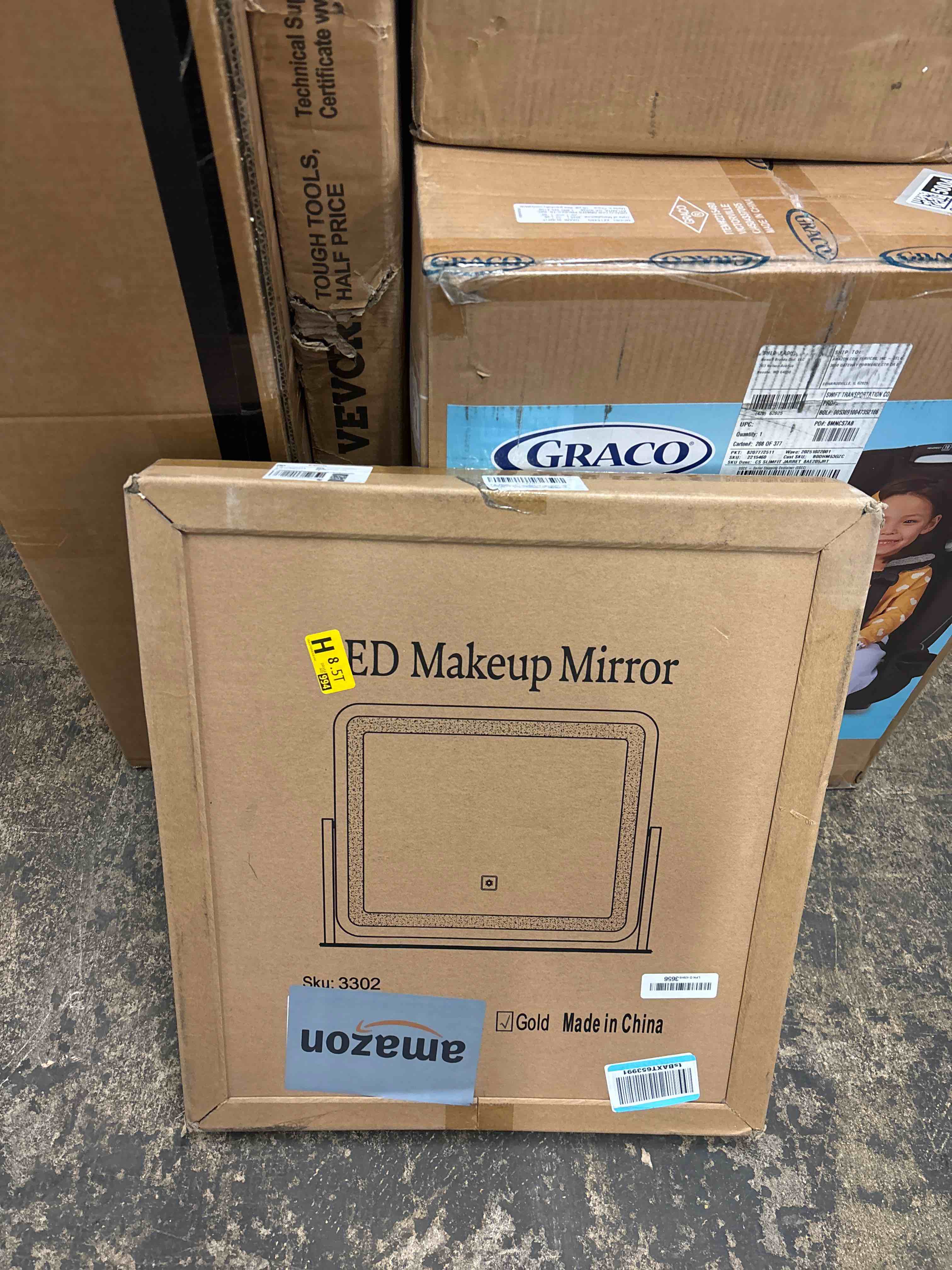 Condition photo showing New/Like New for FENNIO Gold Vanity Mirror with Lights 22"x19", LED Lighted Makeup Mirror, Large Makeup Mirror, Make up Mirror with Lighting,Touch Screen with 3-Color Lighting,Dimmable,for Vanity Desk Tabletop Gold 22"L x 17"W