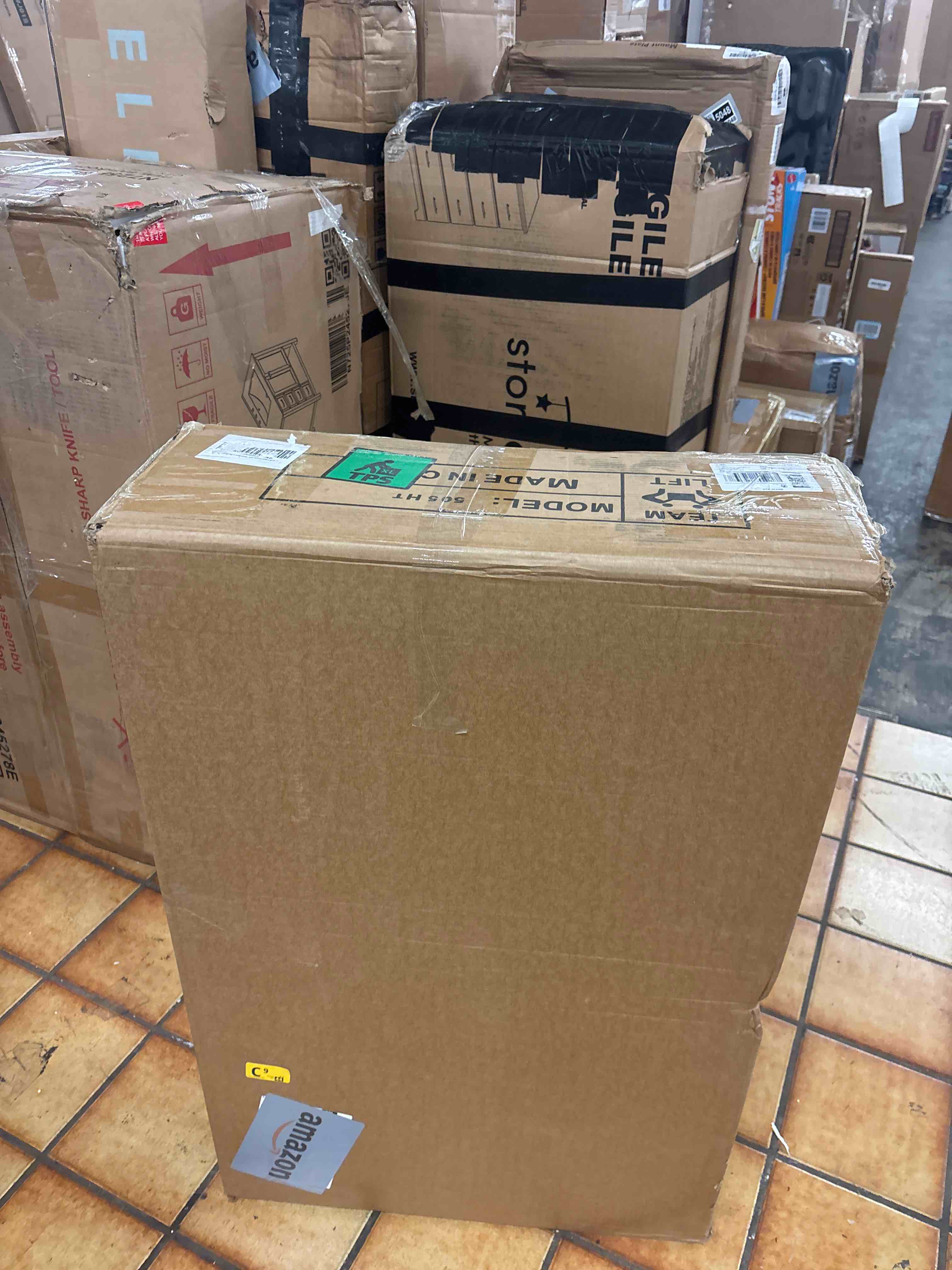 Condition photo showing New/Like New for Walnut Stylish Corner Makeup Vanity Table?Vanity Desk with Lighted Mirror and 4 Spacious Drawers,Bedroom Essential Dressing Table with Nightstand?Modern Minimalist Writing Desk for Girls