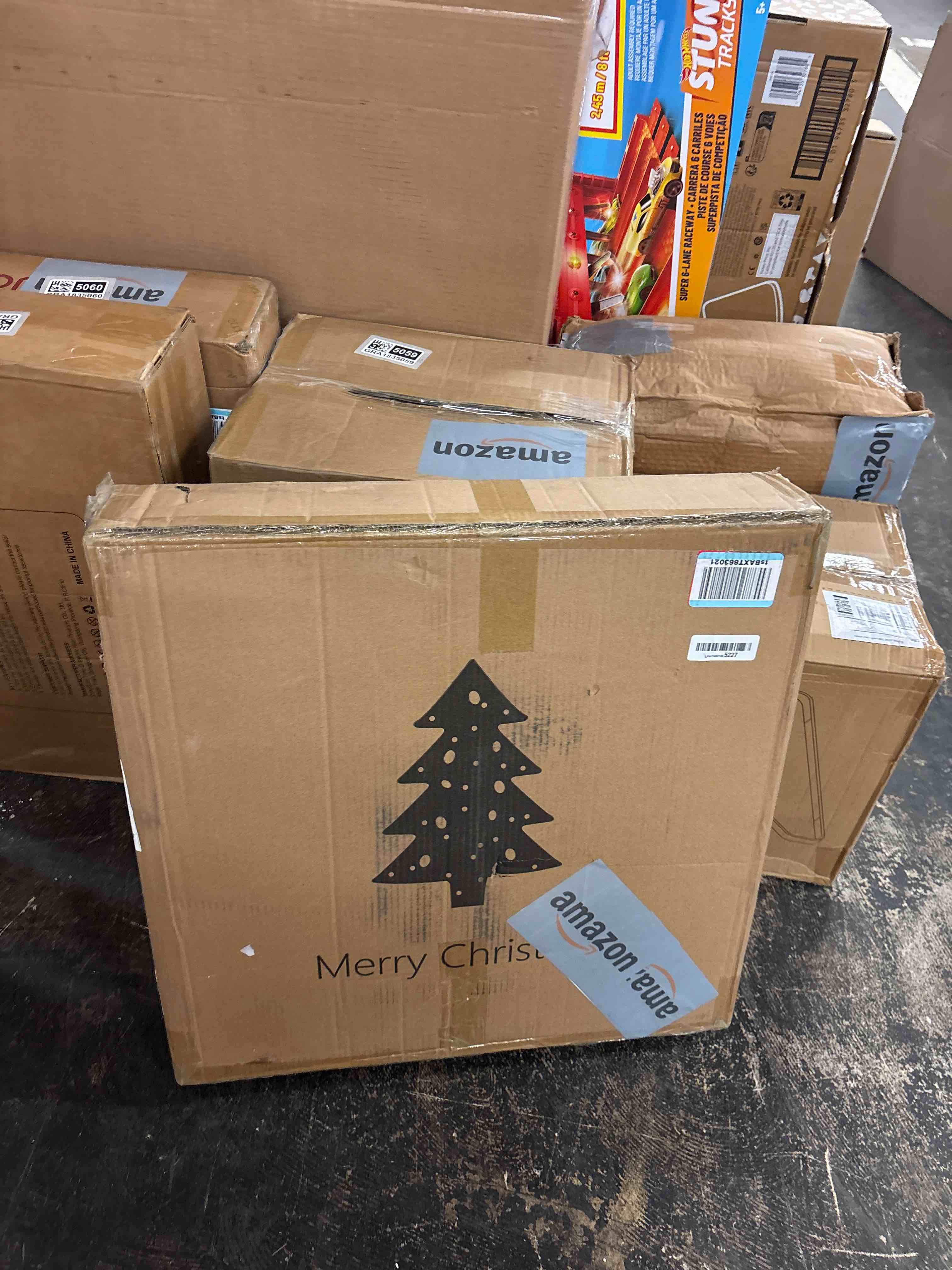 Condition photo showing New/Like New for MARTINE MALL 6FT Pre-Lit Pre-Decorated Pop Up Christmas Tree with 200 Lights & Remote, Artificial Collapsible Foldable Christmas Tree with Poinsettia Ribbon Bow for Home Indoor Outdoor Party