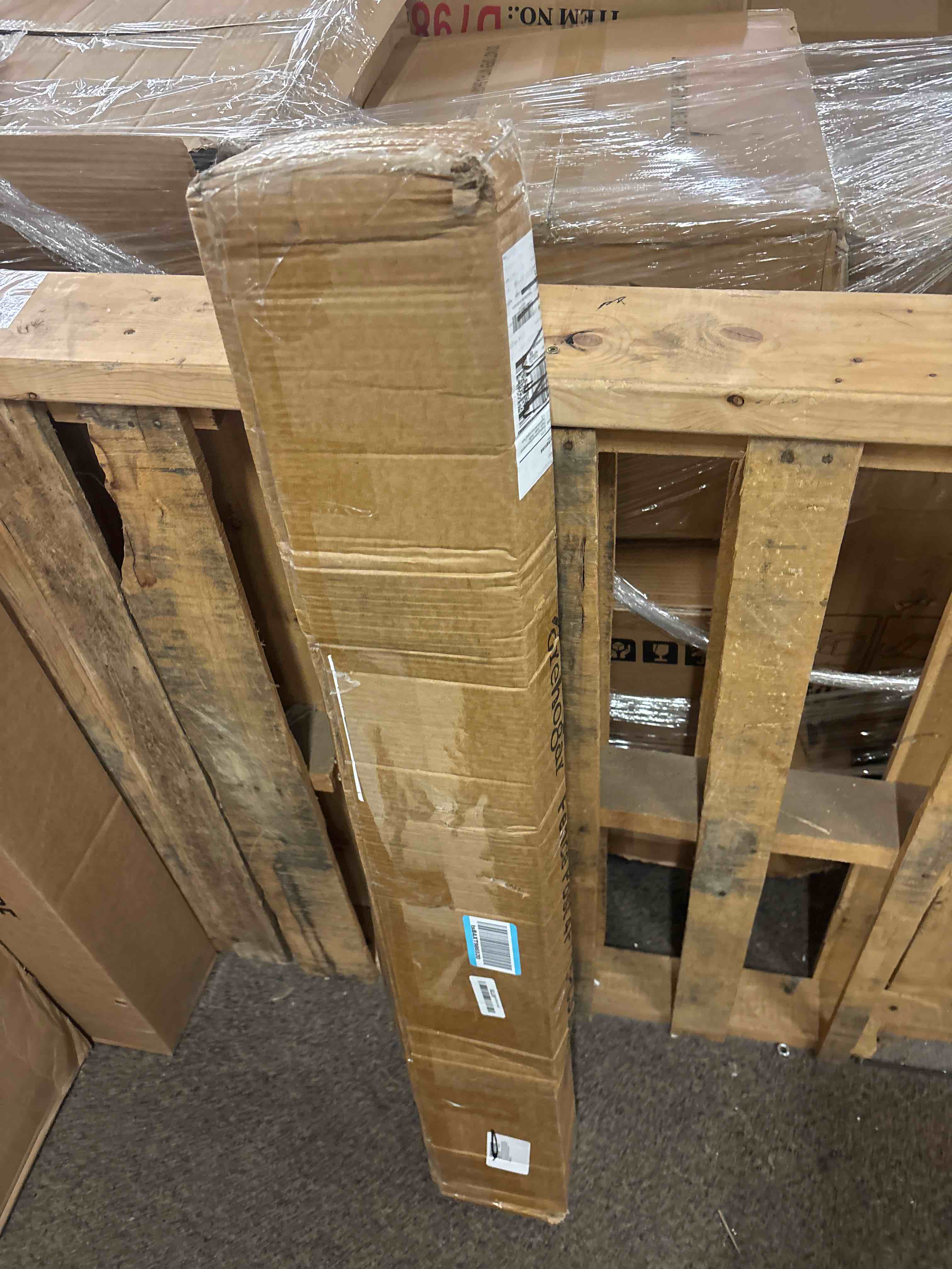 Condition photo showing New/Like New for Metal Fence Post 4 Feet Black, Pack of 15, T Post for Wire Fence, No Dig Steel U Post Fencing for Lawn Garden Wire Mesh Fence Poles Sign Outdoor Light Duty