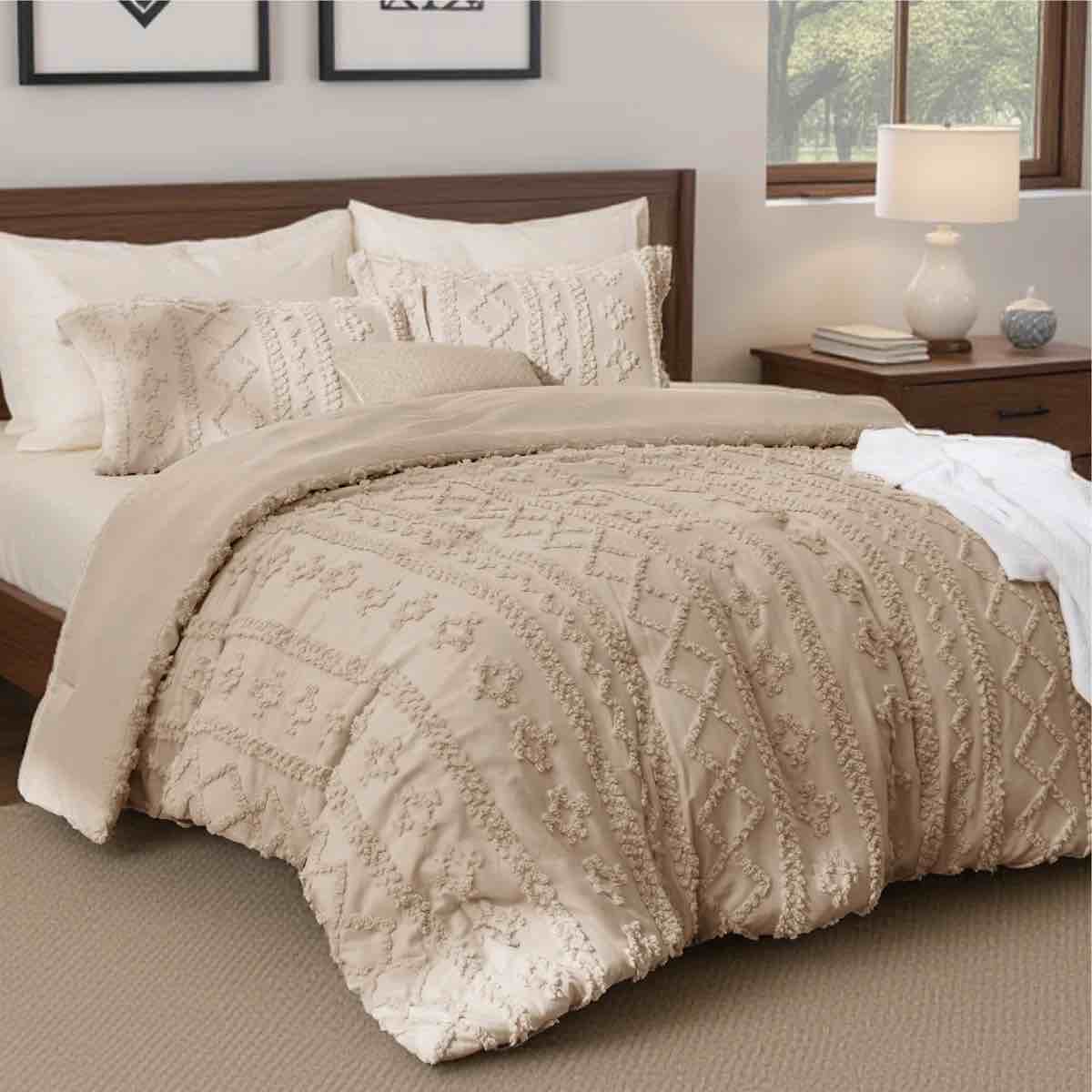 Best Seller Bedsure GentleSoft Tufted Boho Farmhouse Shabby Chic Embroidery Bedding Set for Halloween 199 GSM