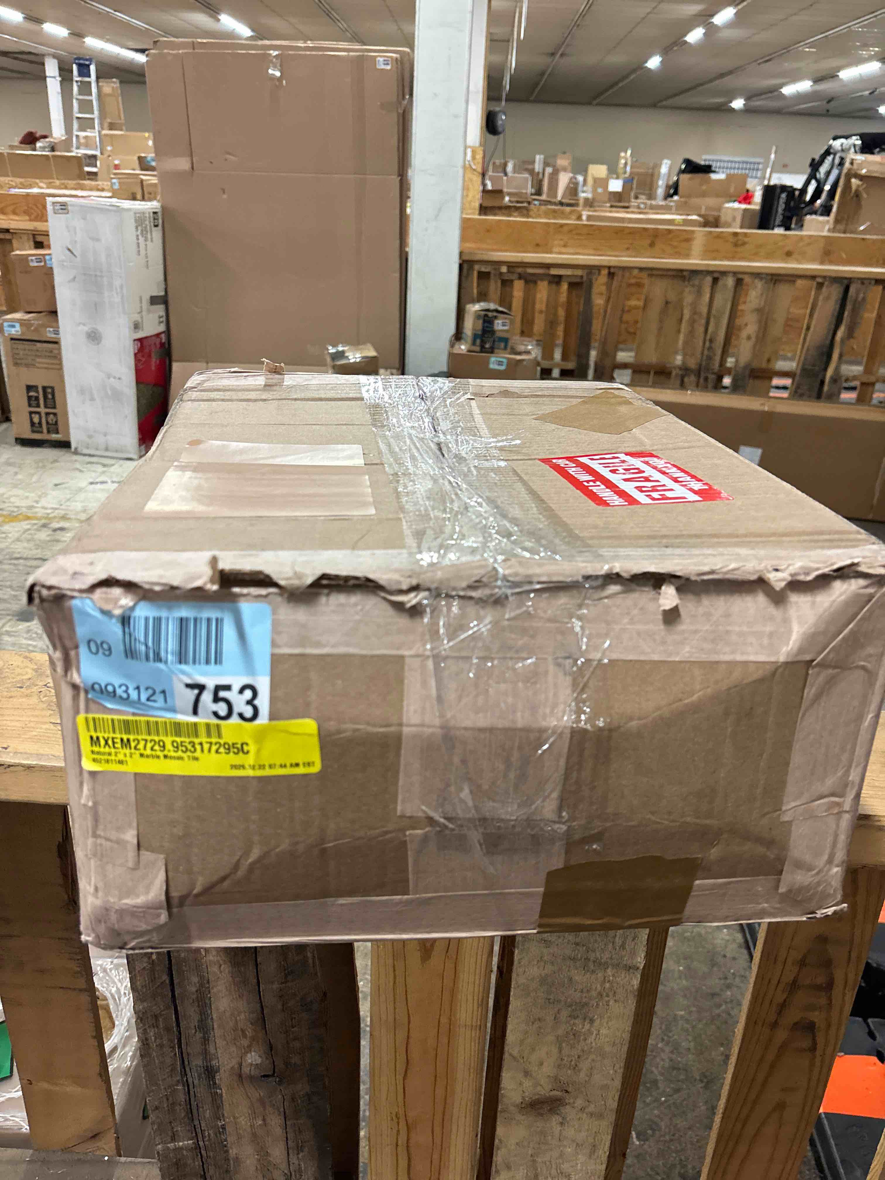 Condition photo showing New/Like New for Natural Blanco White Gold 11.86 in. x 11.54 in. Brick Joint Polished Marble Mosaic Tile (9.5 sq. ft./Case)