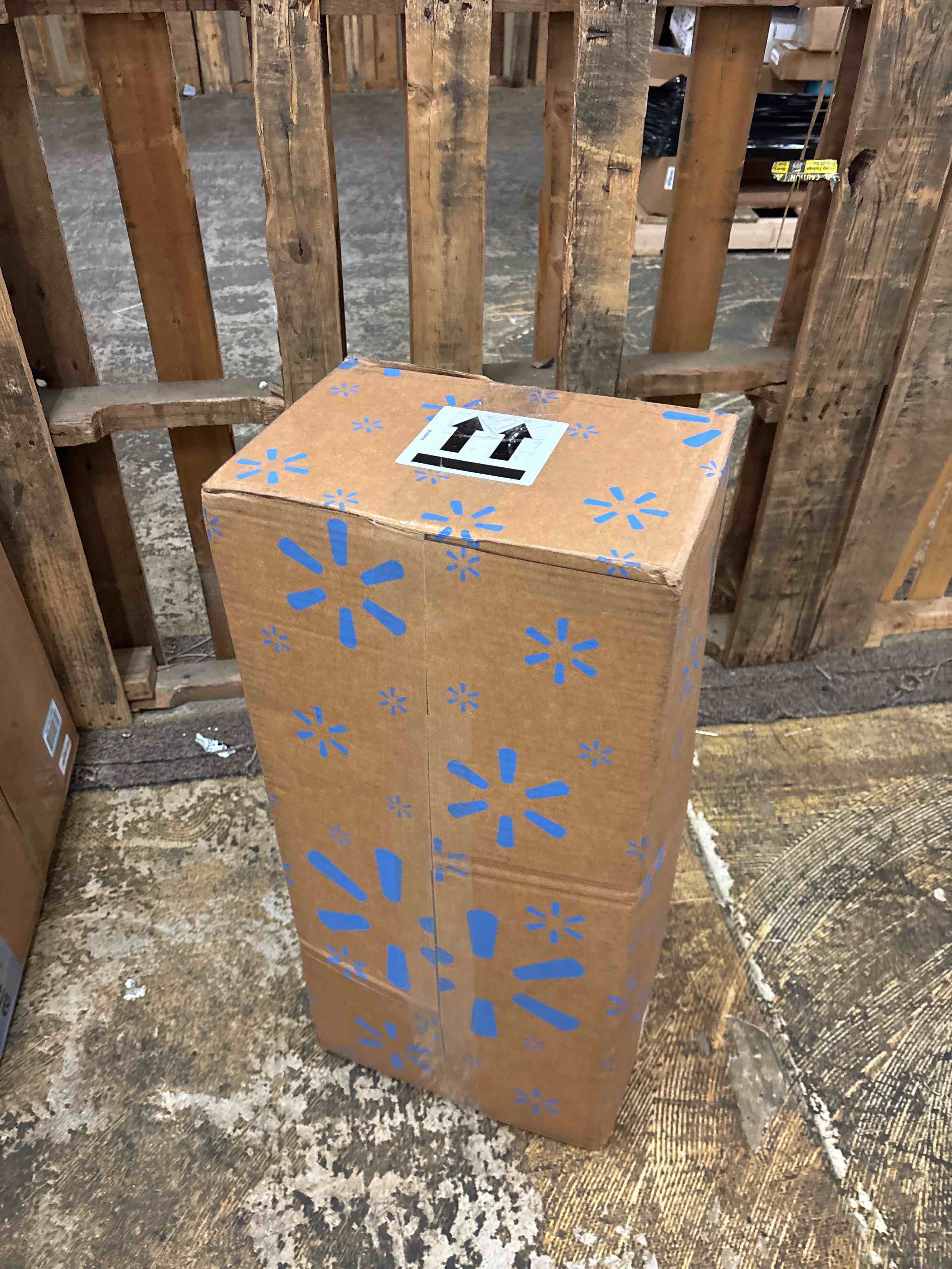 Condition photo showing New/Like New for Feather Throw Pillow Inserts Set of 4, Soft Fluffy Square 20 x 20 Inches Decorative Pillow Insert, Feather and Down Euro Pillows for Bed, Couch and Cushion