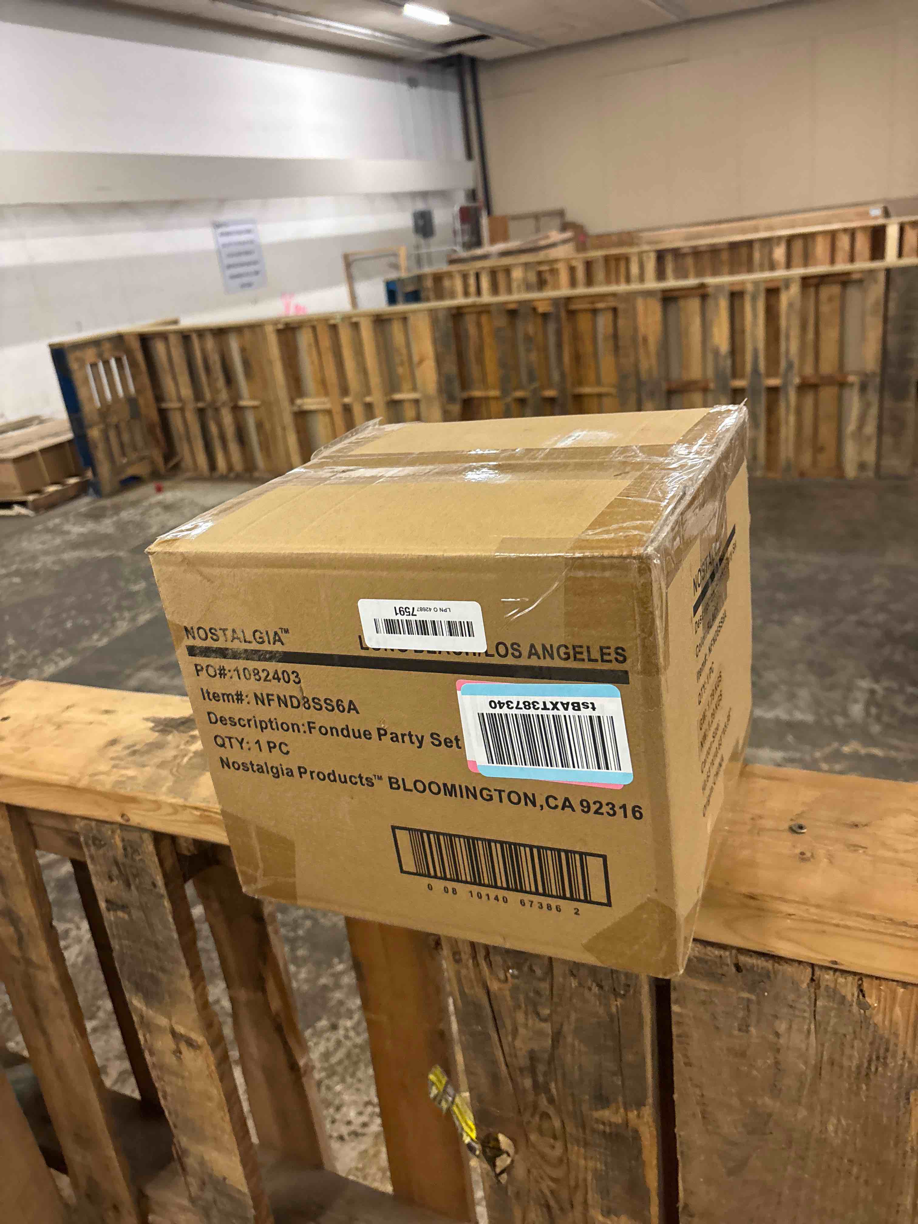 Condition photo showing New/Like New for 8 Stick Stainless Steel Fondue Pot