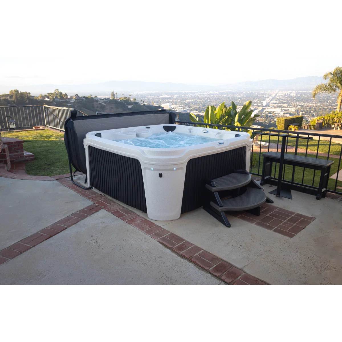 Condition photo showing New/Like New for Confer Plastics 23'' D Slip Resistant Hot Tub Step