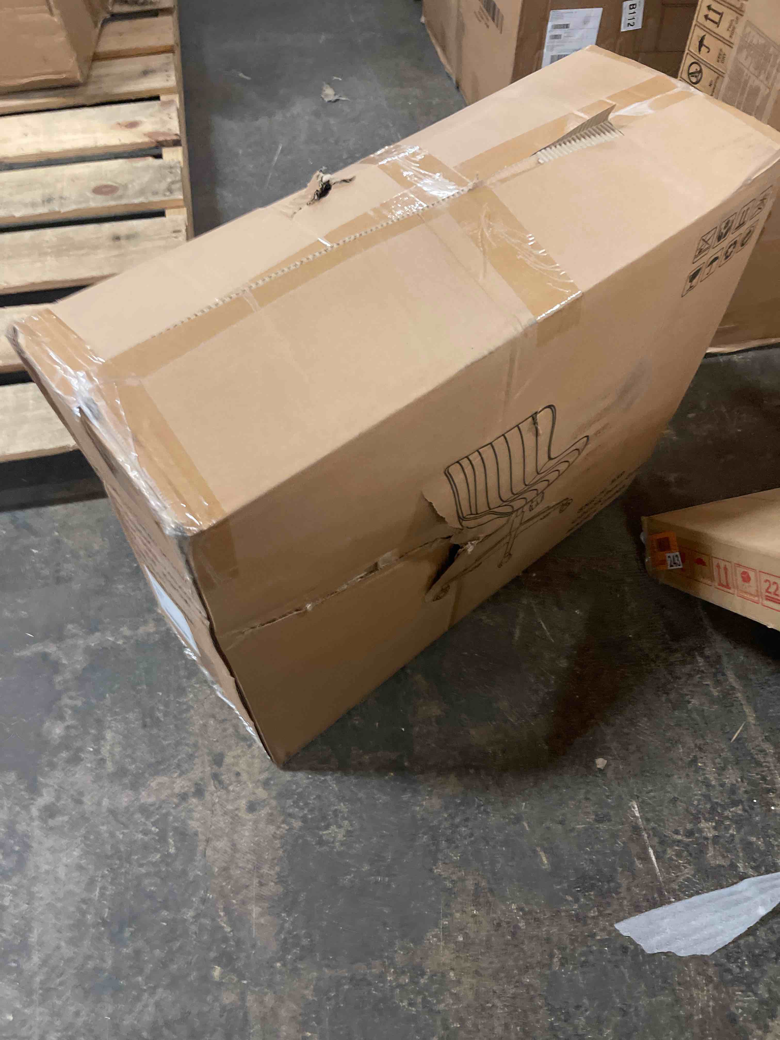 https://s3.amazonaws.com/lotting-images-prod/phillipi/GRA1836947_1776891249381.jpeg