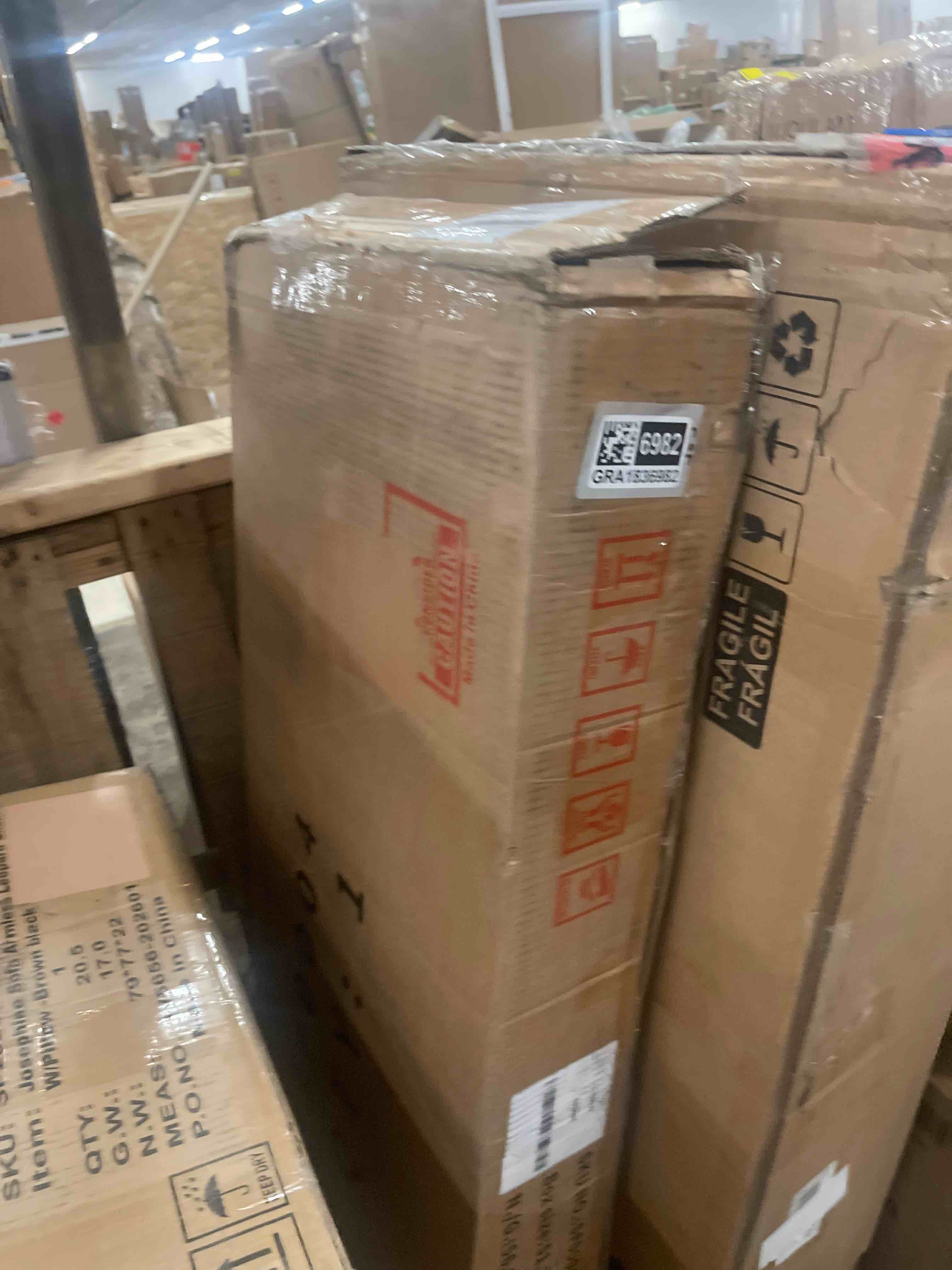 https://s3.amazonaws.com/lotting-images-prod/phillipi/GRA1836982_1776973280771.jpeg