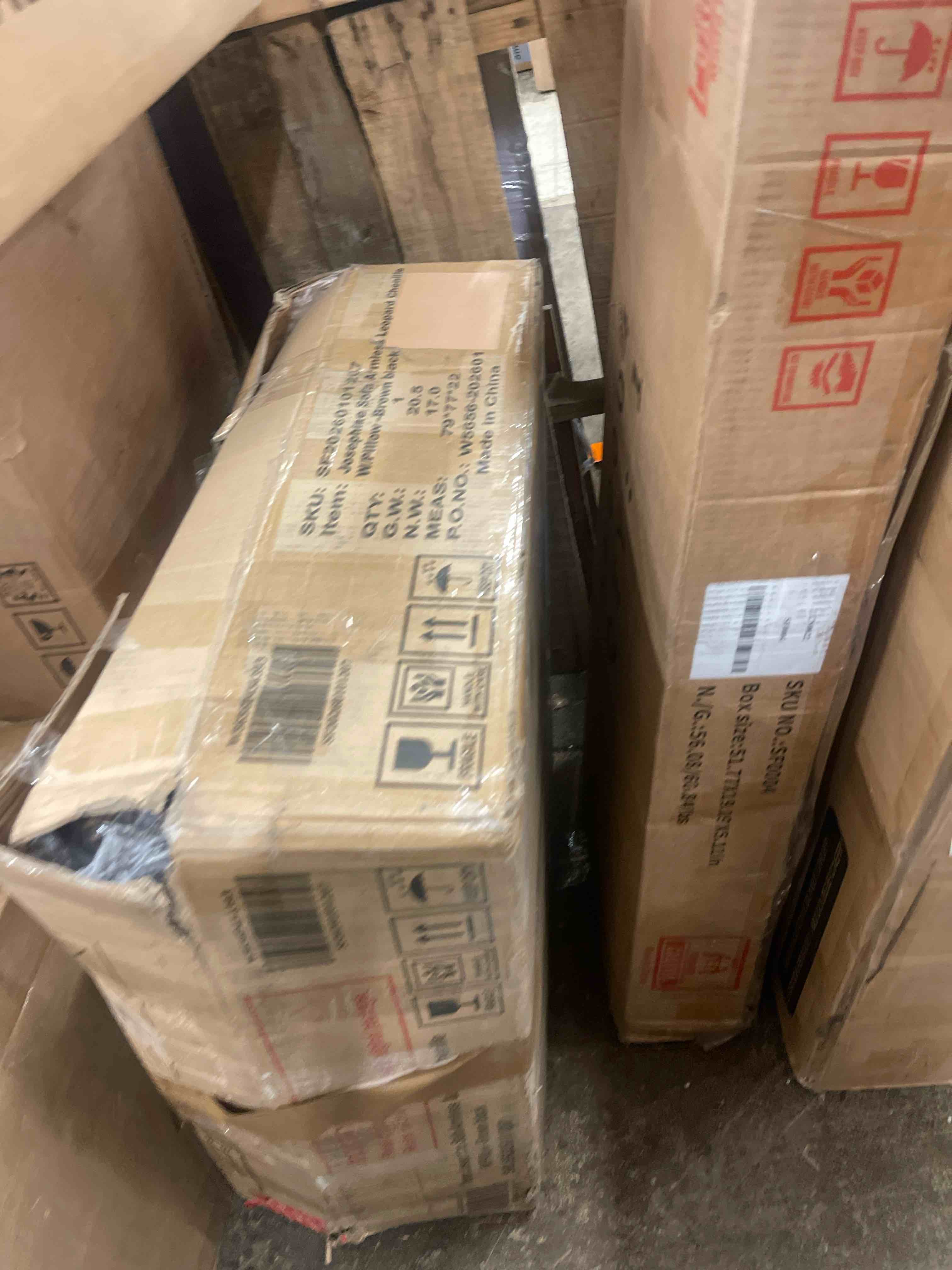 https://s3.amazonaws.com/lotting-images-prod/phillipi/GRA1836983_1776973584524.jpeg