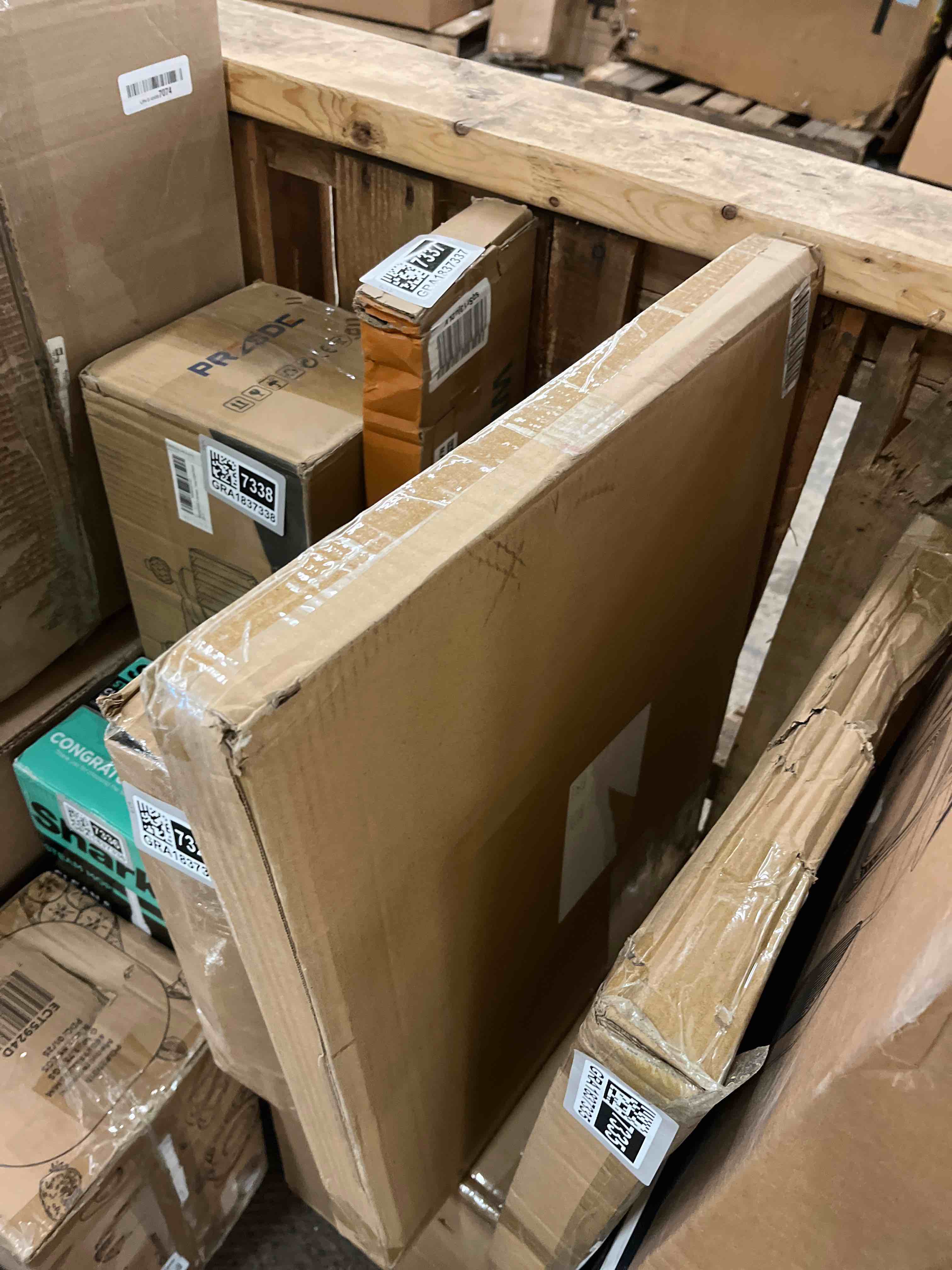 Condition photo showing New/Like New for 16x20 inches Frame with Mat for 11x14 set of 3, Solid Oak Wood 16x20 Frames for Horizontal & Vertical Wall Mounting(3 Pack,Oak)