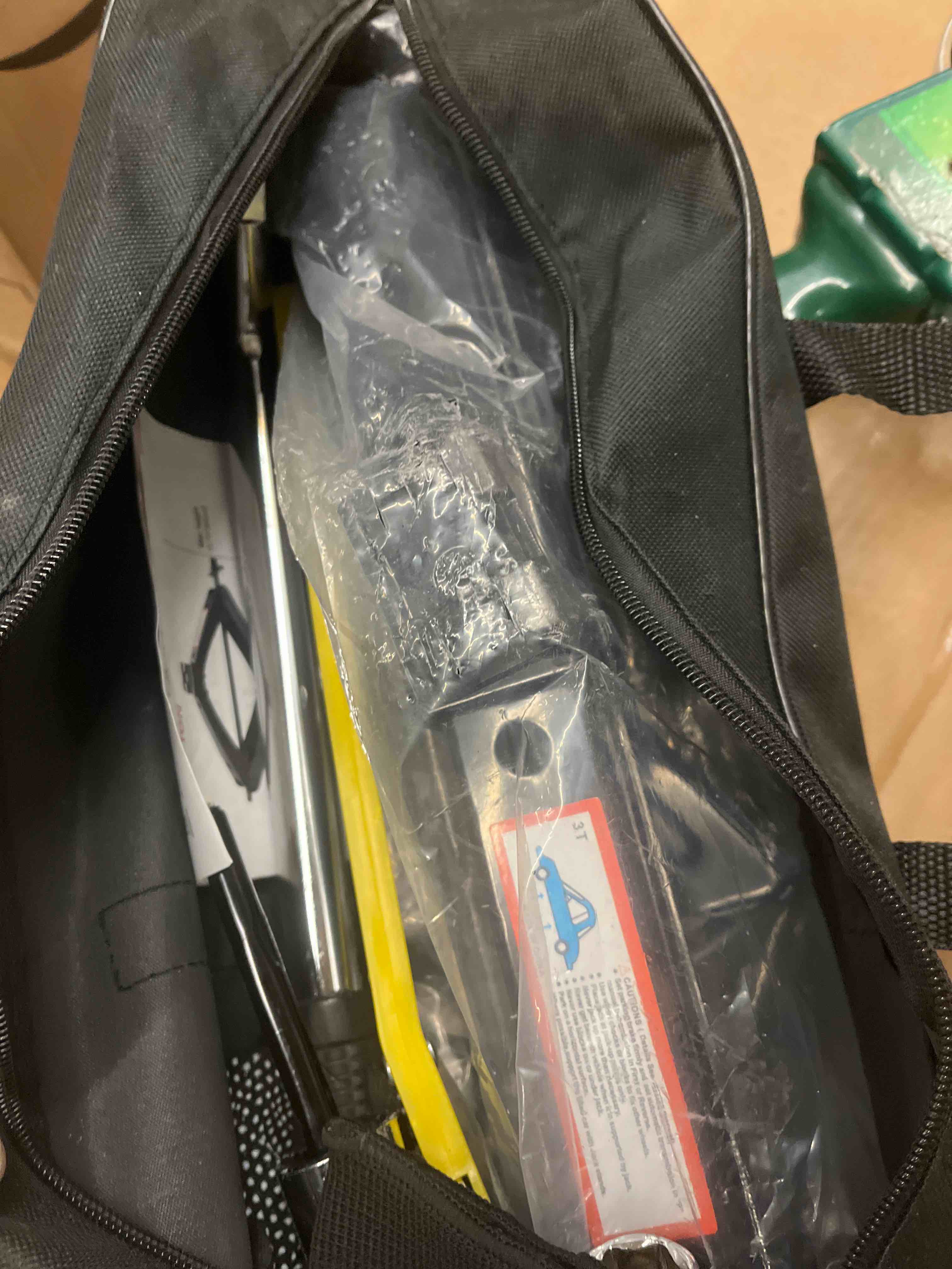 Condition photo showing New/Like New for Scissor Jack 3 Ton (6610 lbs) Tire Changing Kit with Lug Wrench - Emergency Kit for Car, SUV, MPV