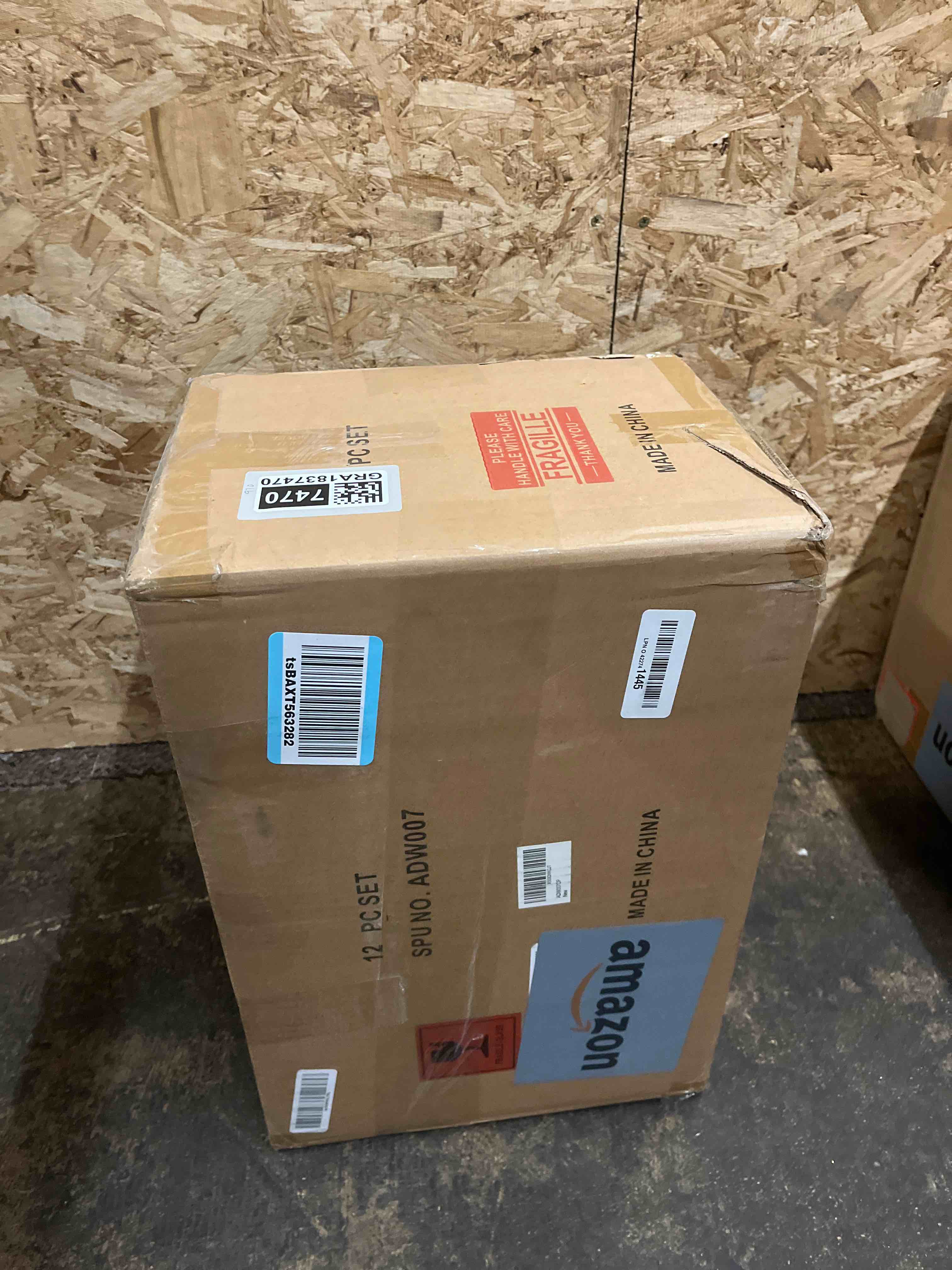 Condition photo showing New/Like New for AmorArc Ceramic Dinnerware Sets,Handmade Reactive Glaze Stoneware Plates and Bowls Sets,Highly Chip and Crack Resistant | Dishwasher & Microwave Safe Dishes Set,Service for 4 (12pc)