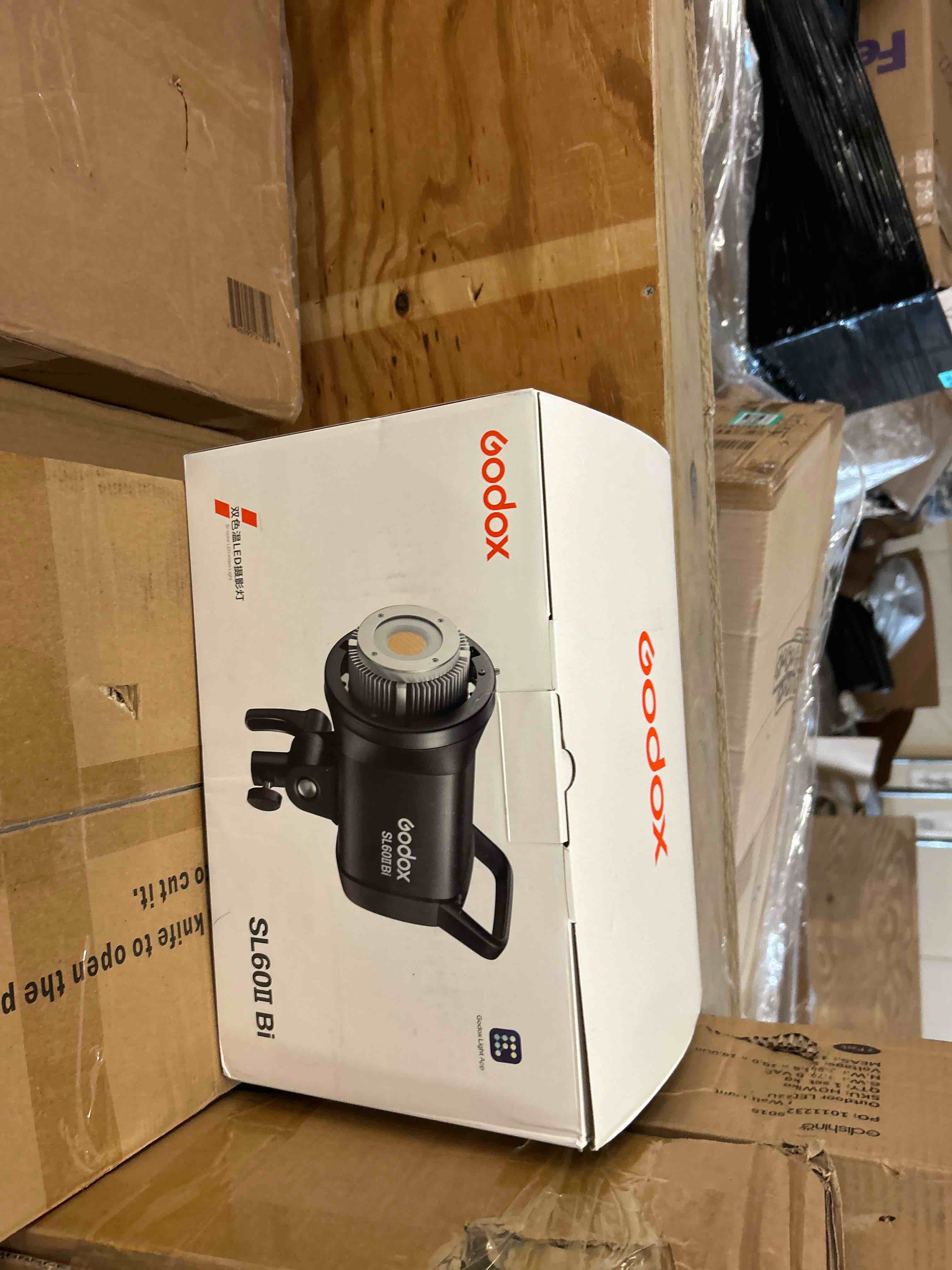 Condition photo showing New/Like New for Godox SL60 SL60IID 70W LED Video Light, Cob Video Light Bowens Mount LED Studio Light, Support APP Control, CRI96+ TLCI97+, Daylight 5600K, 18600Lux@1m, Built-in 8 FX Effects, Dimmable Brightness