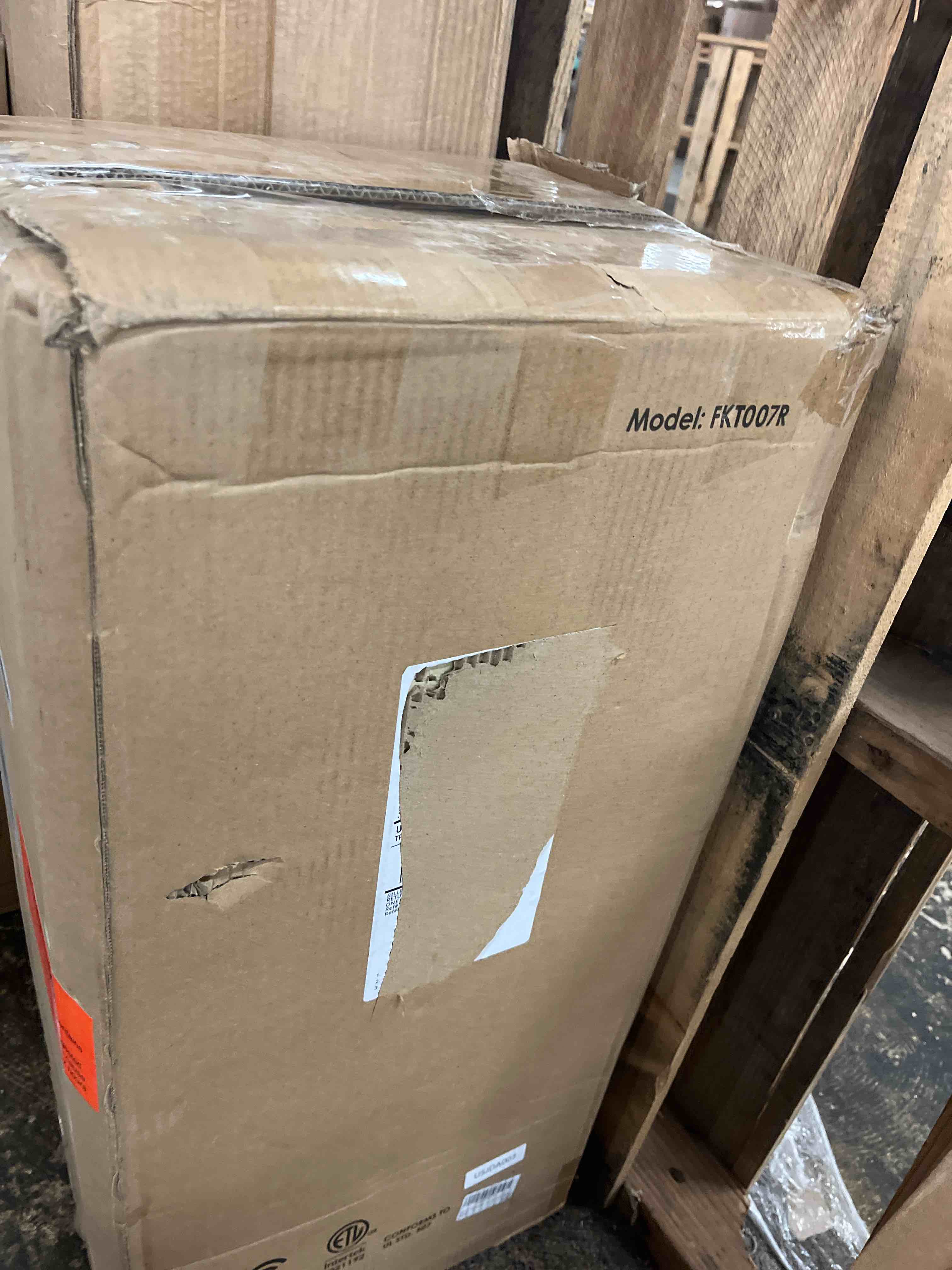 https://s3.amazonaws.com/lotting-images-prod/phillipi/GRA1888042_1755615227947.jpeg