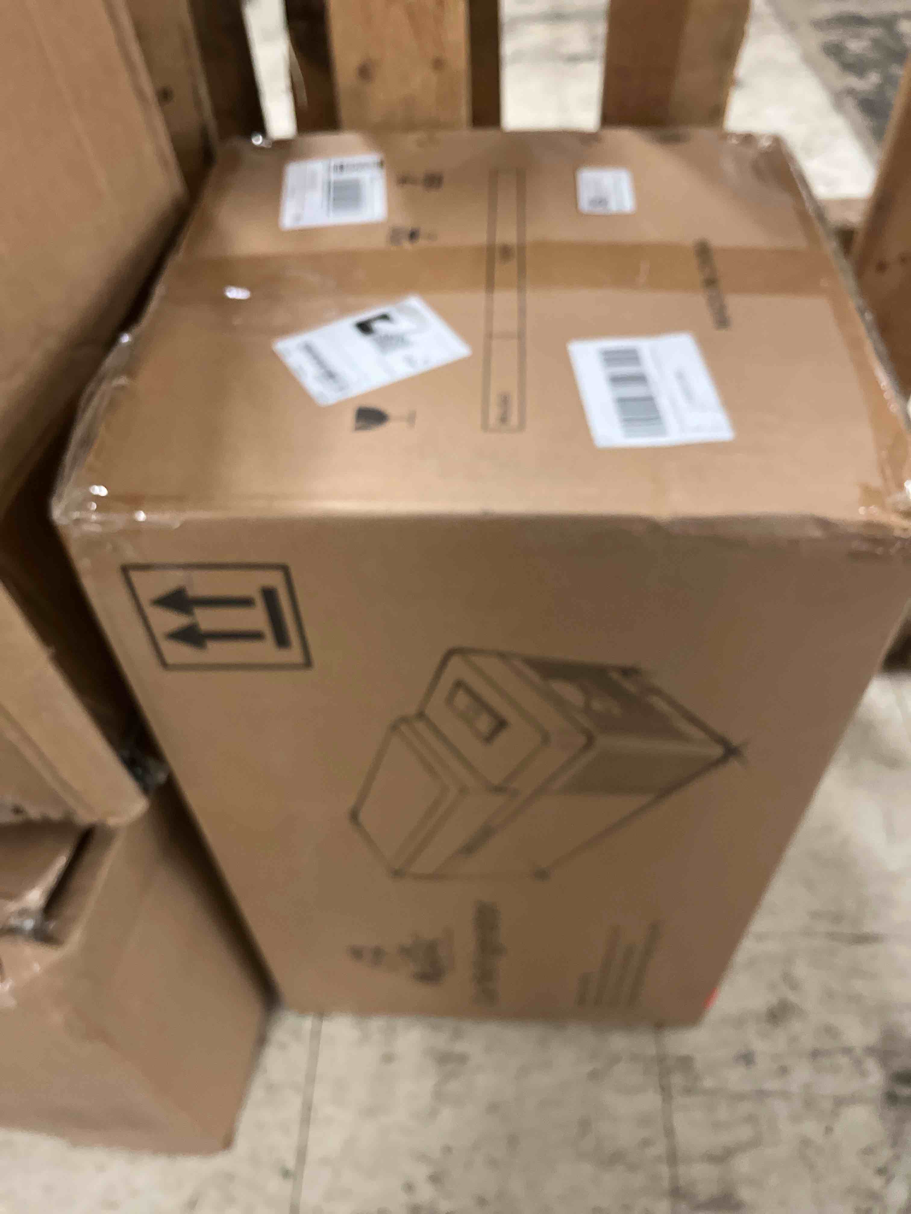 https://s3.amazonaws.com/lotting-images-prod/phillipi/GRA1888046_1755613162148.jpeg