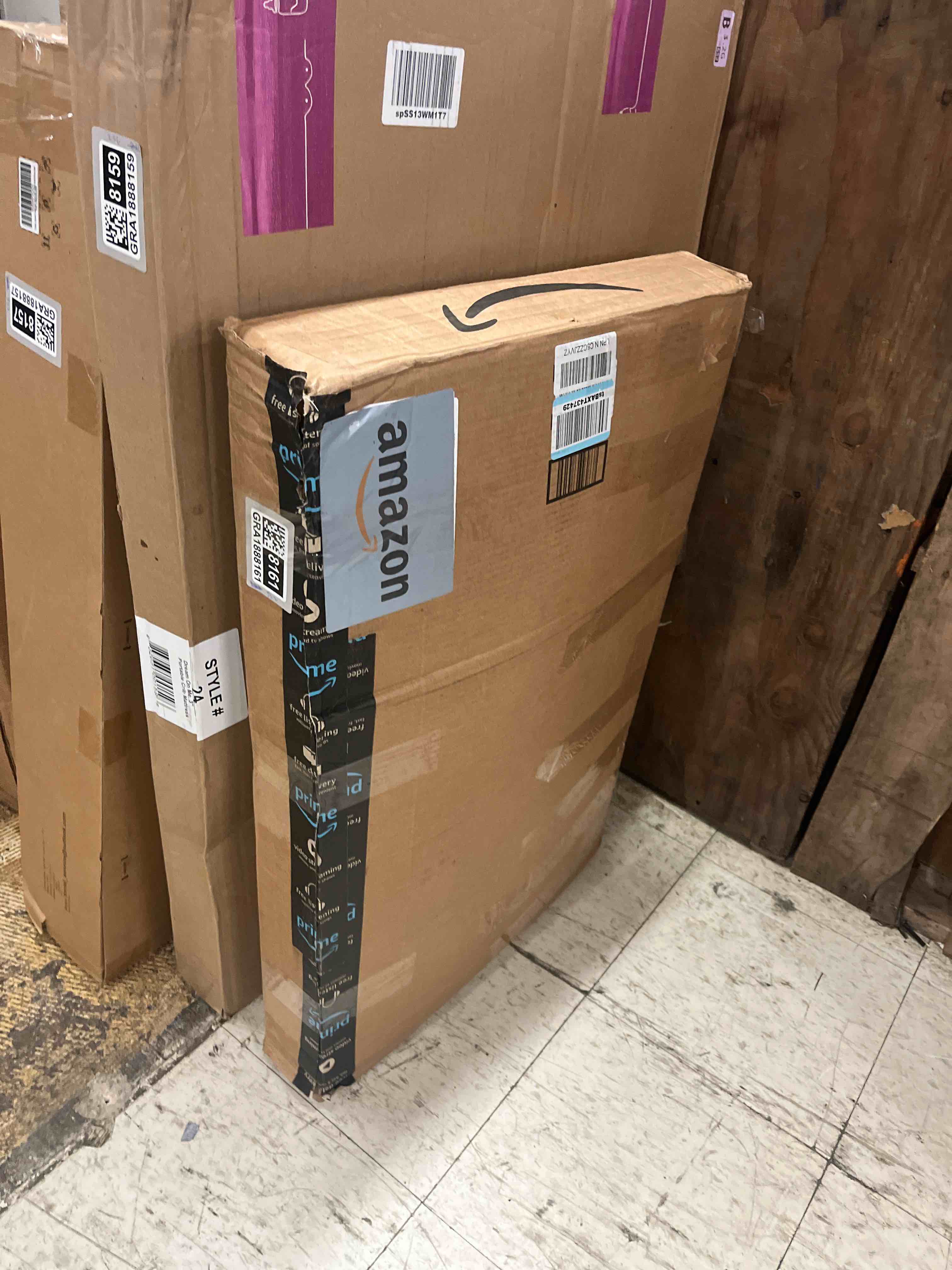 https://s3.amazonaws.com/lotting-images-prod/phillipi/GRA1888161_1755645567967.jpeg