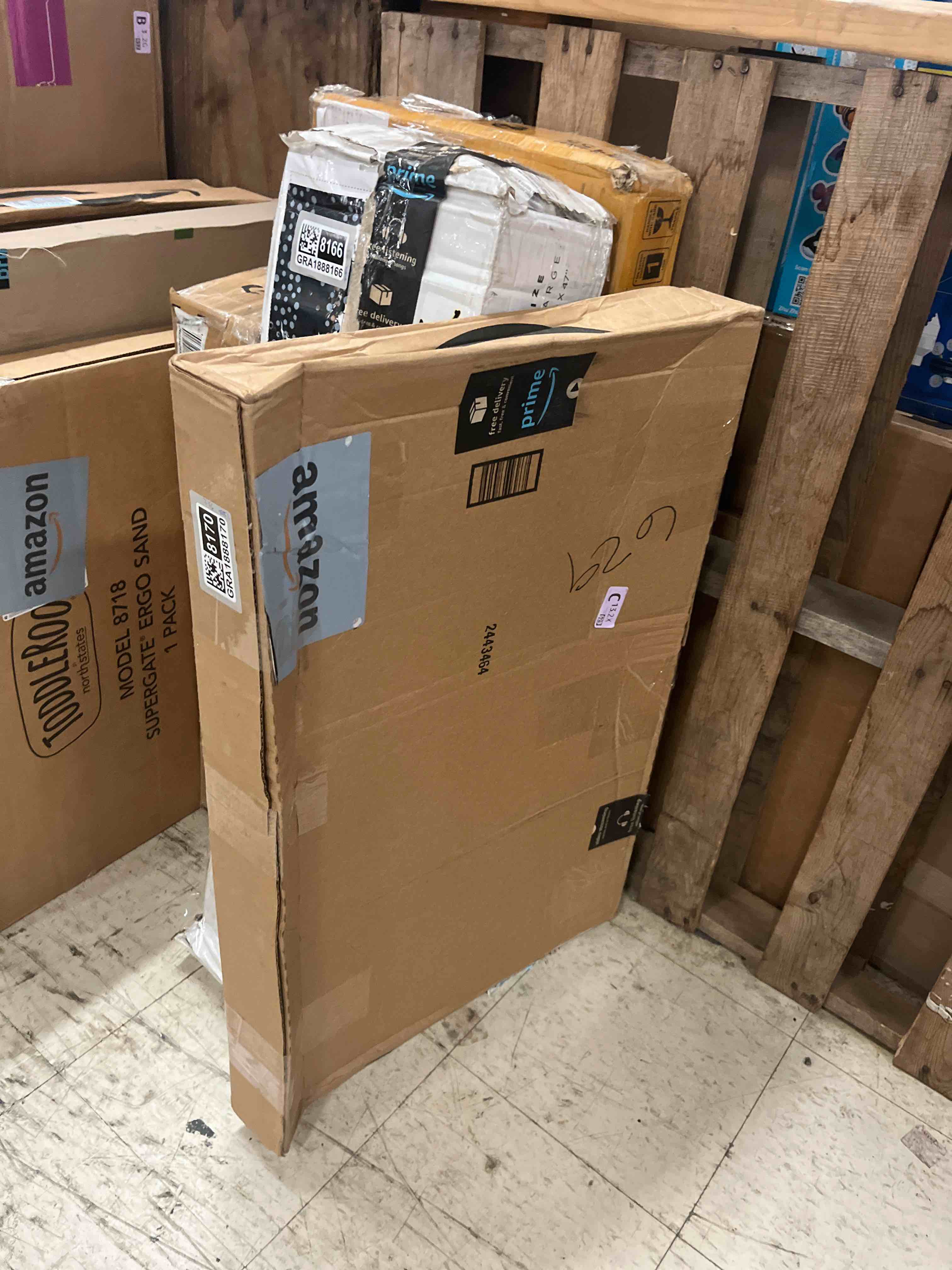 https://s3.amazonaws.com/lotting-images-prod/phillipi/GRA1888170_1755646776895.jpeg