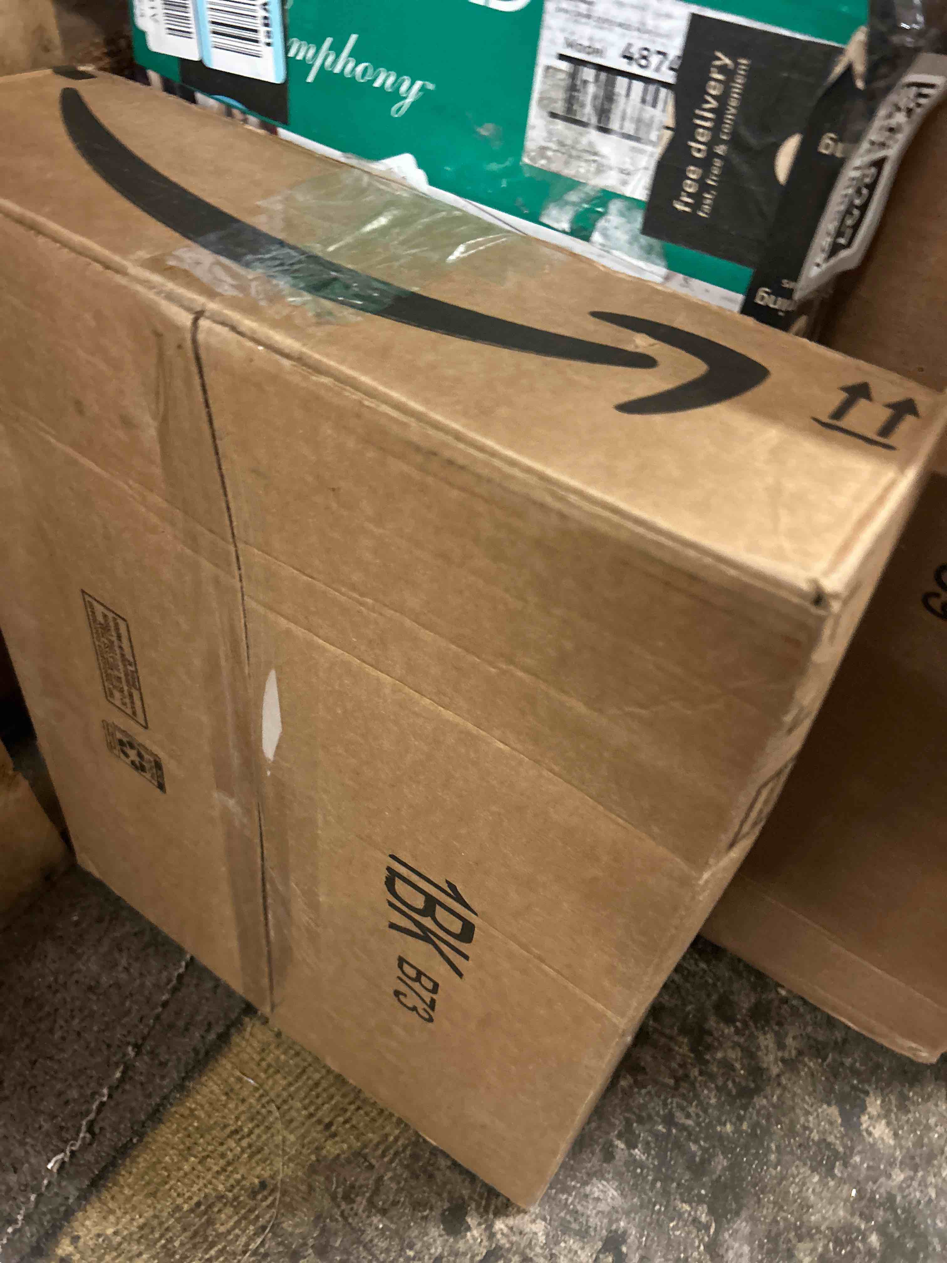 https://s3.amazonaws.com/lotting-images-prod/phillipi/GRA1888223_1755648545052.jpeg
