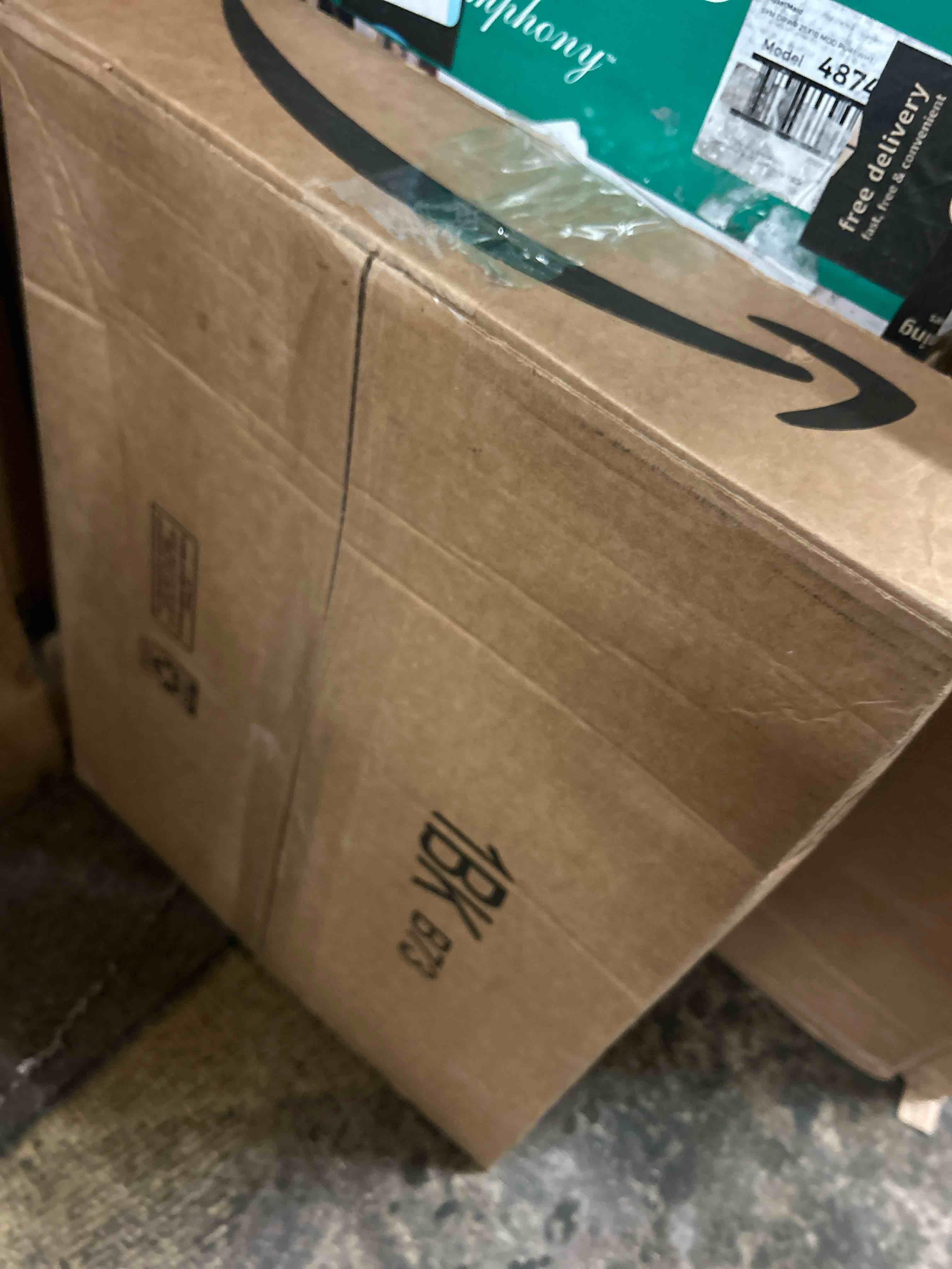 https://s3.amazonaws.com/lotting-images-prod/phillipi/GRA1888223_1755648547829.jpeg