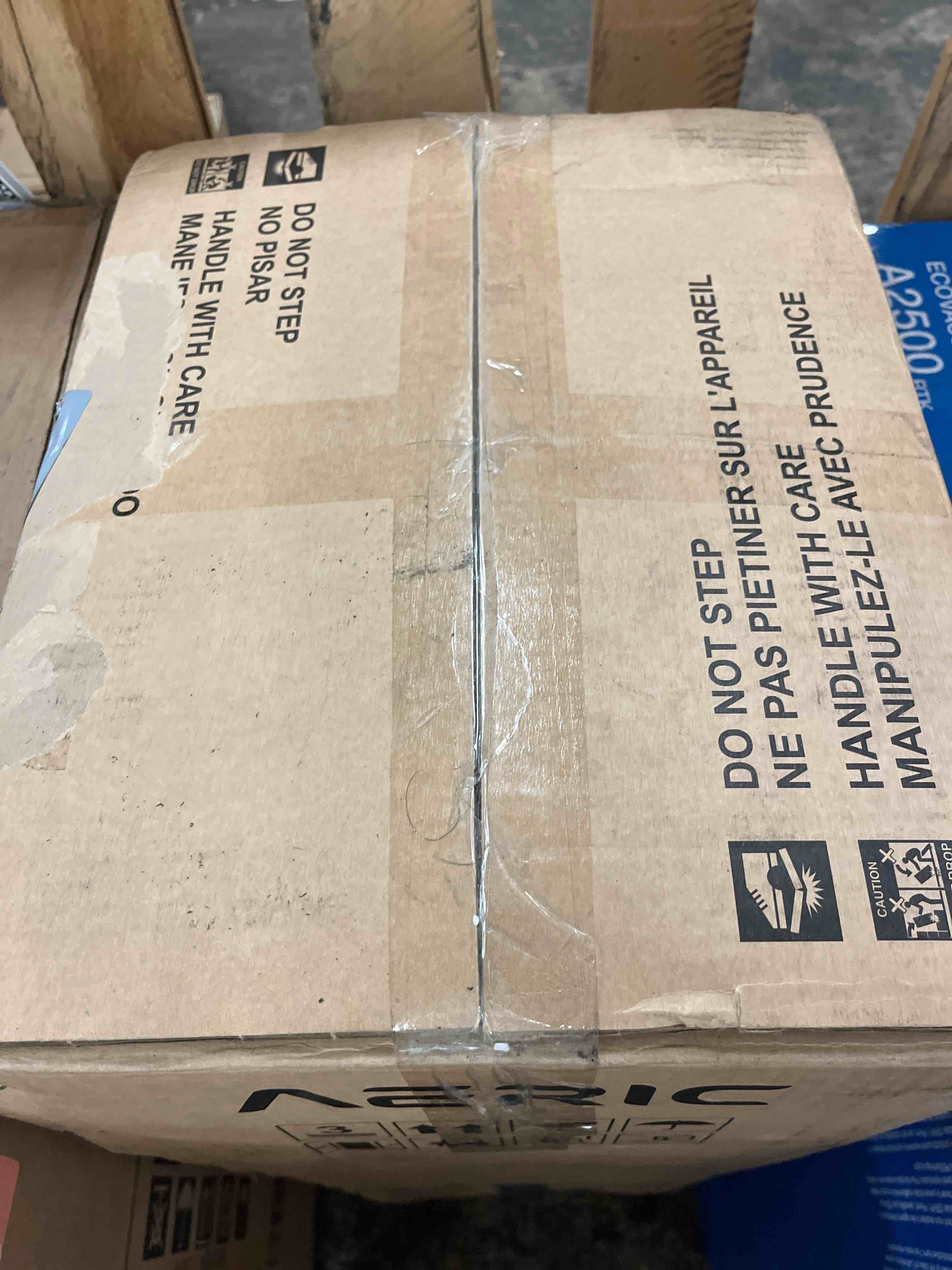 https://s3.amazonaws.com/lotting-images-prod/phillipi/GRA1888268_1755643964841.jpeg