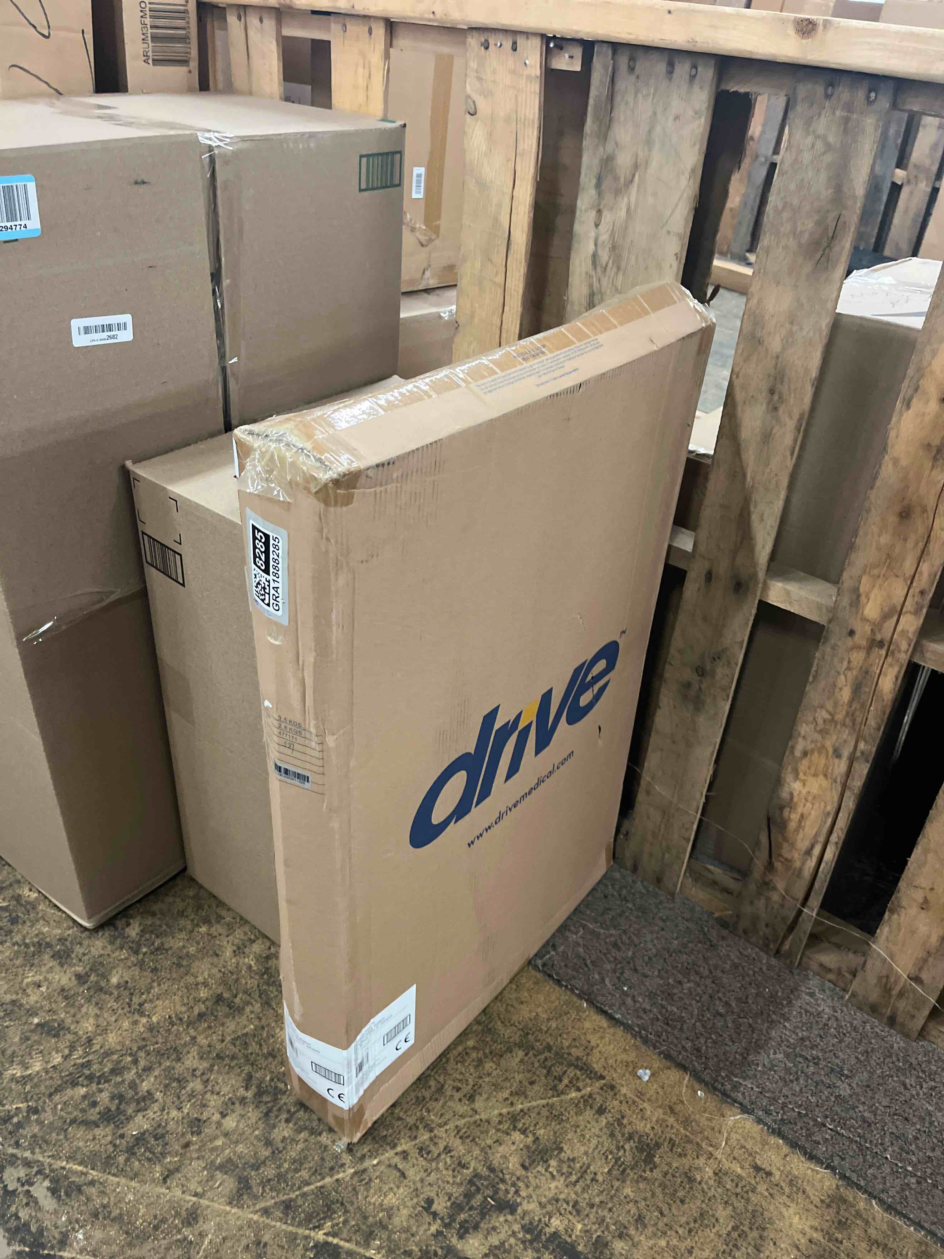 https://s3.amazonaws.com/lotting-images-prod/phillipi/GRA1888285_1755819018216.jpeg