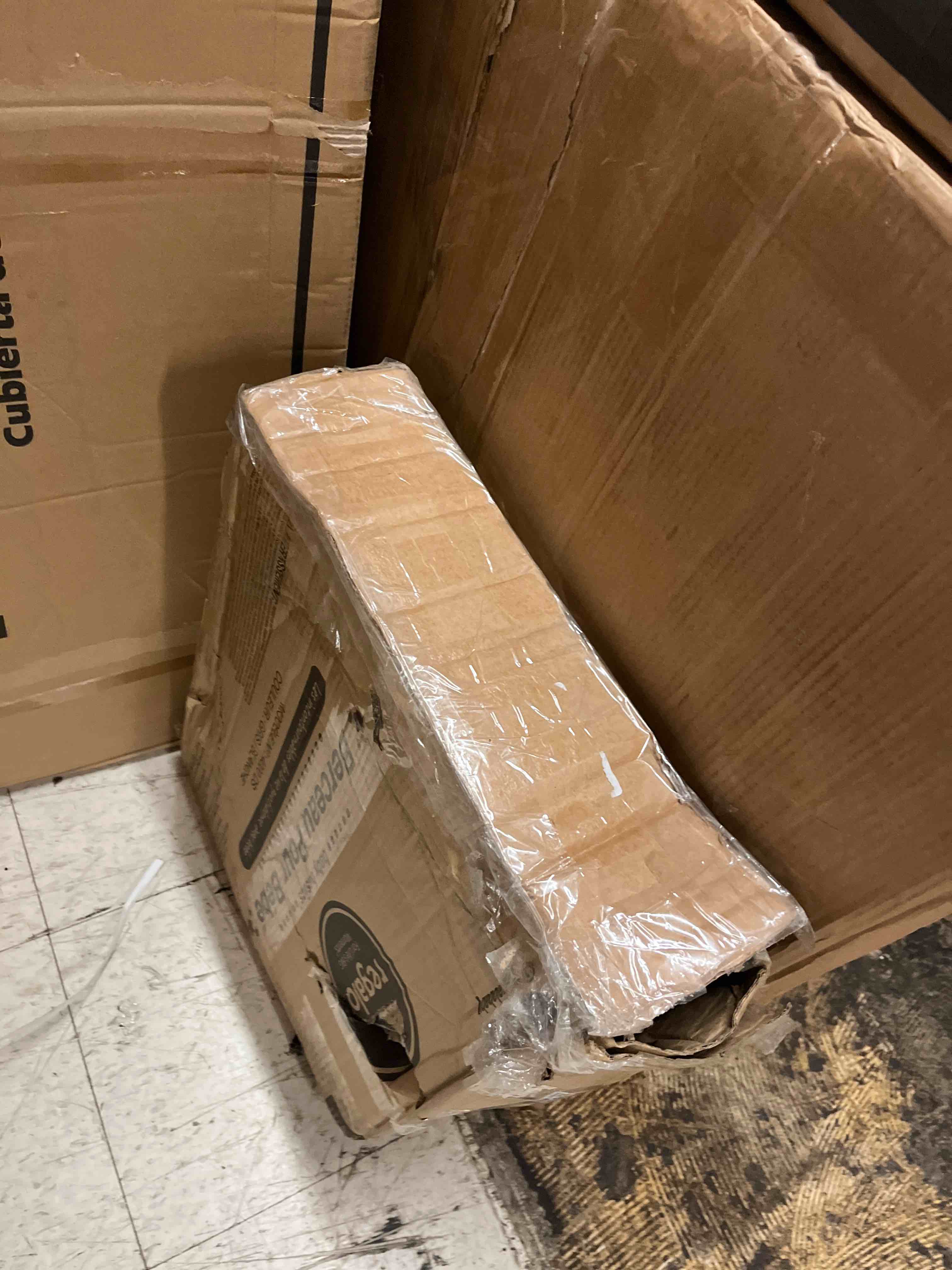 https://s3.amazonaws.com/lotting-images-prod/phillipi/GRA1888293_1755649513125.jpeg