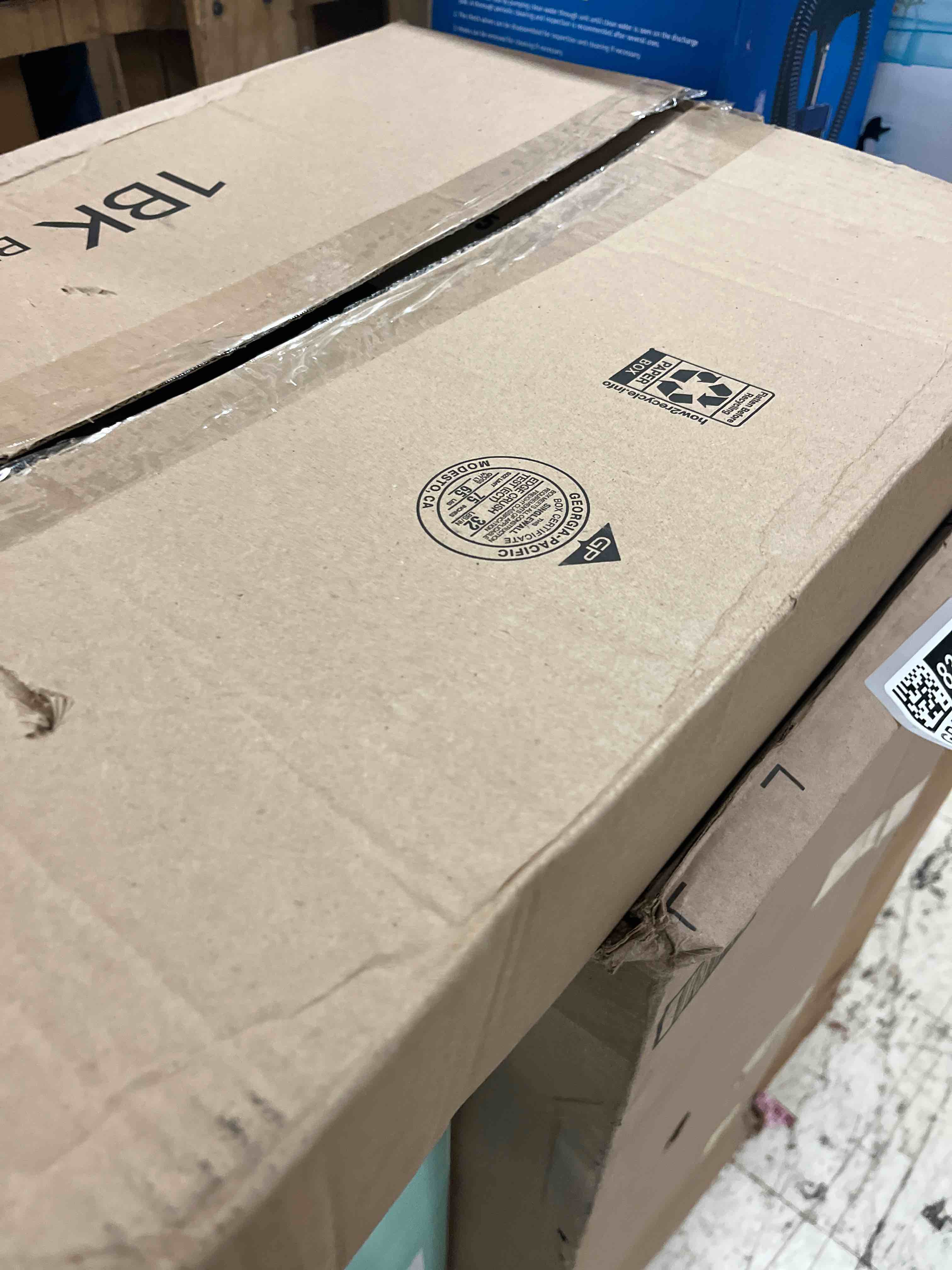 https://s3.amazonaws.com/lotting-images-prod/phillipi/GRA1888306_1755646885621.jpeg
