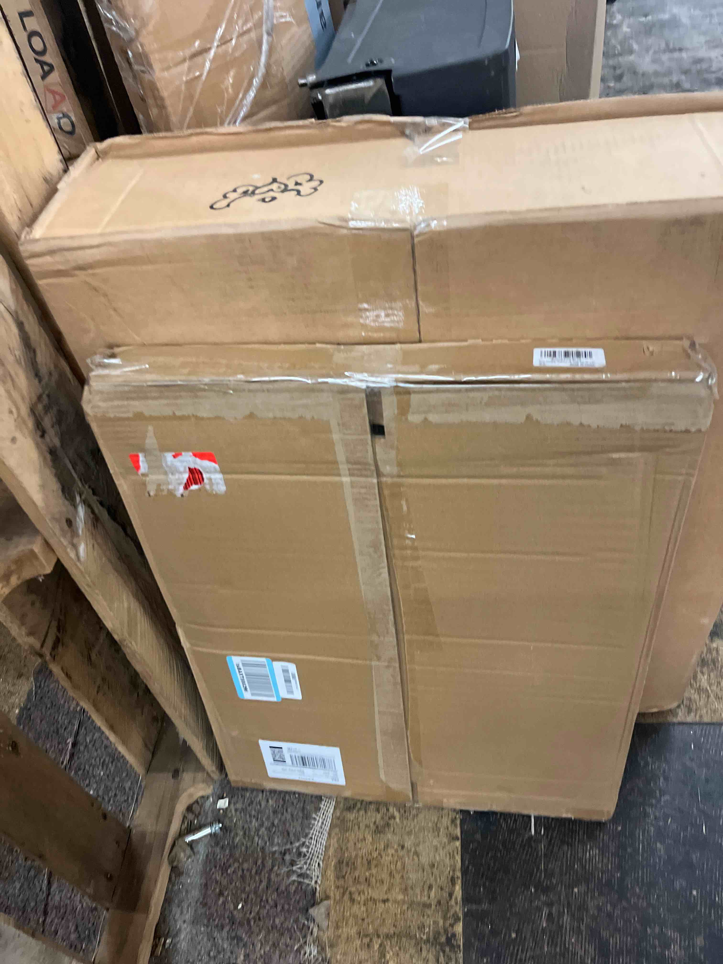 https://s3.amazonaws.com/lotting-images-prod/phillipi/GRA1888457_1755819783533.jpeg
