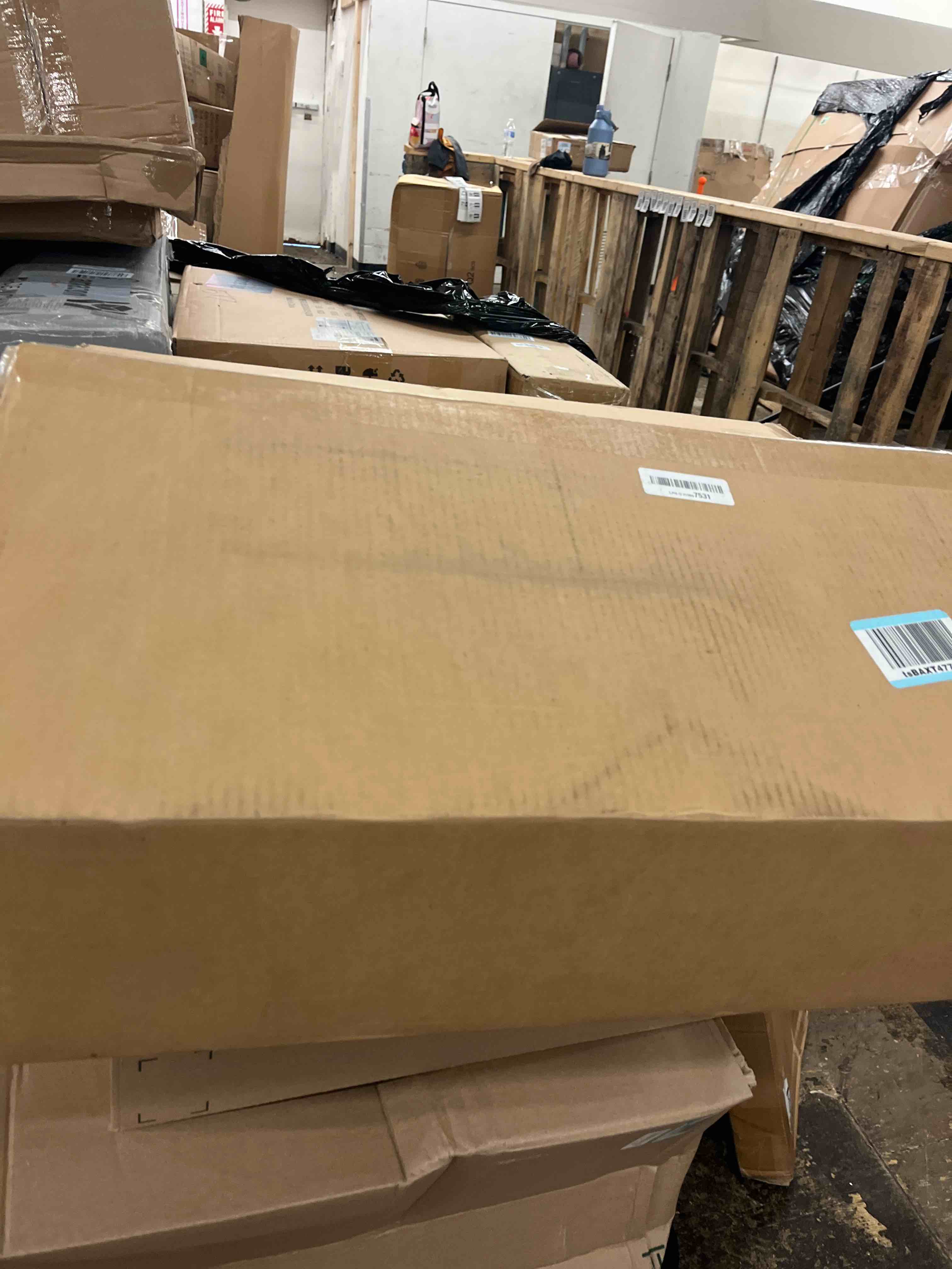 https://s3.amazonaws.com/lotting-images-prod/phillipi/GRA1888469_1755817158208.jpeg