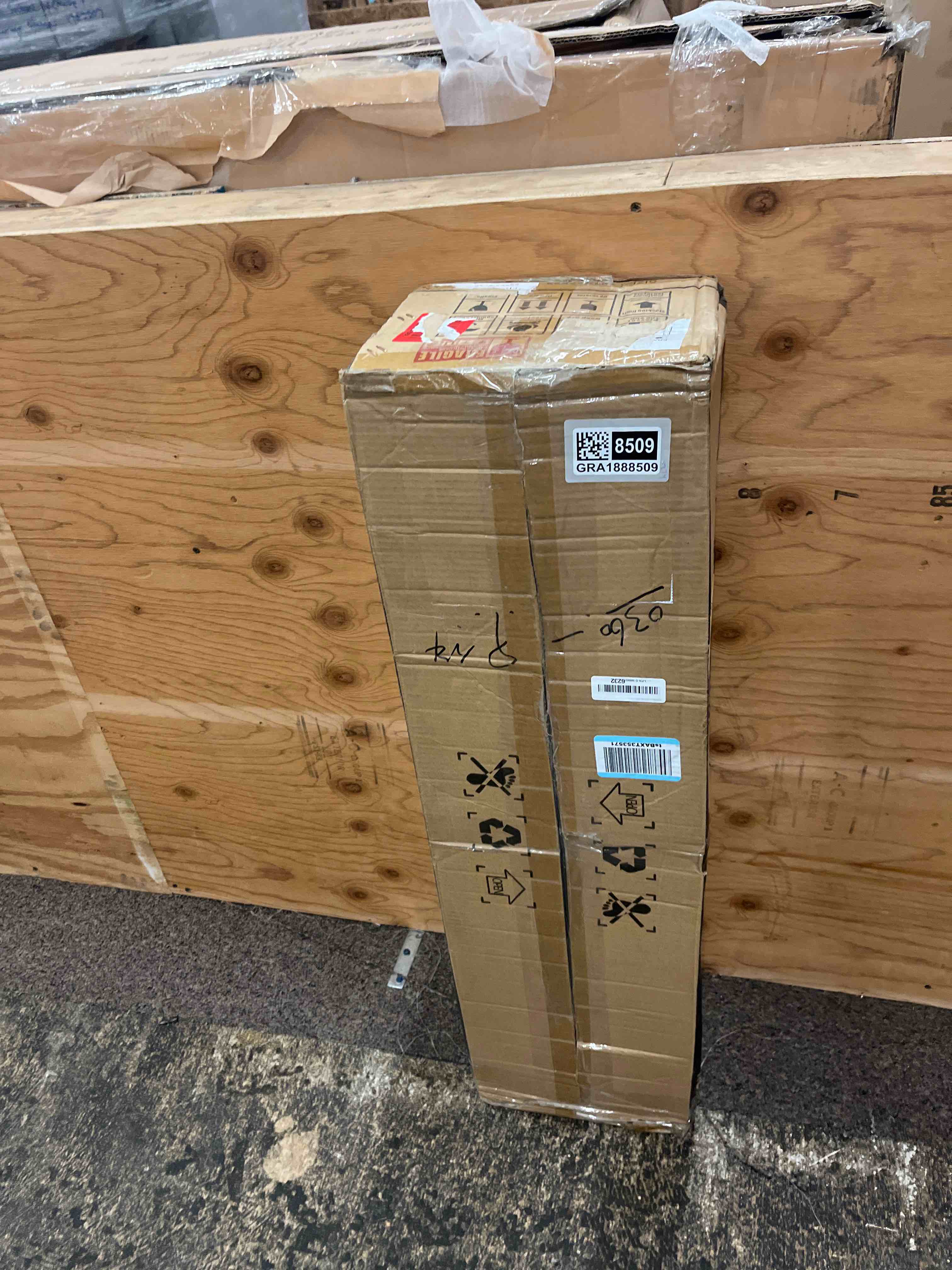 https://s3.amazonaws.com/lotting-images-prod/phillipi/GRA1888509_1755883061097.jpeg