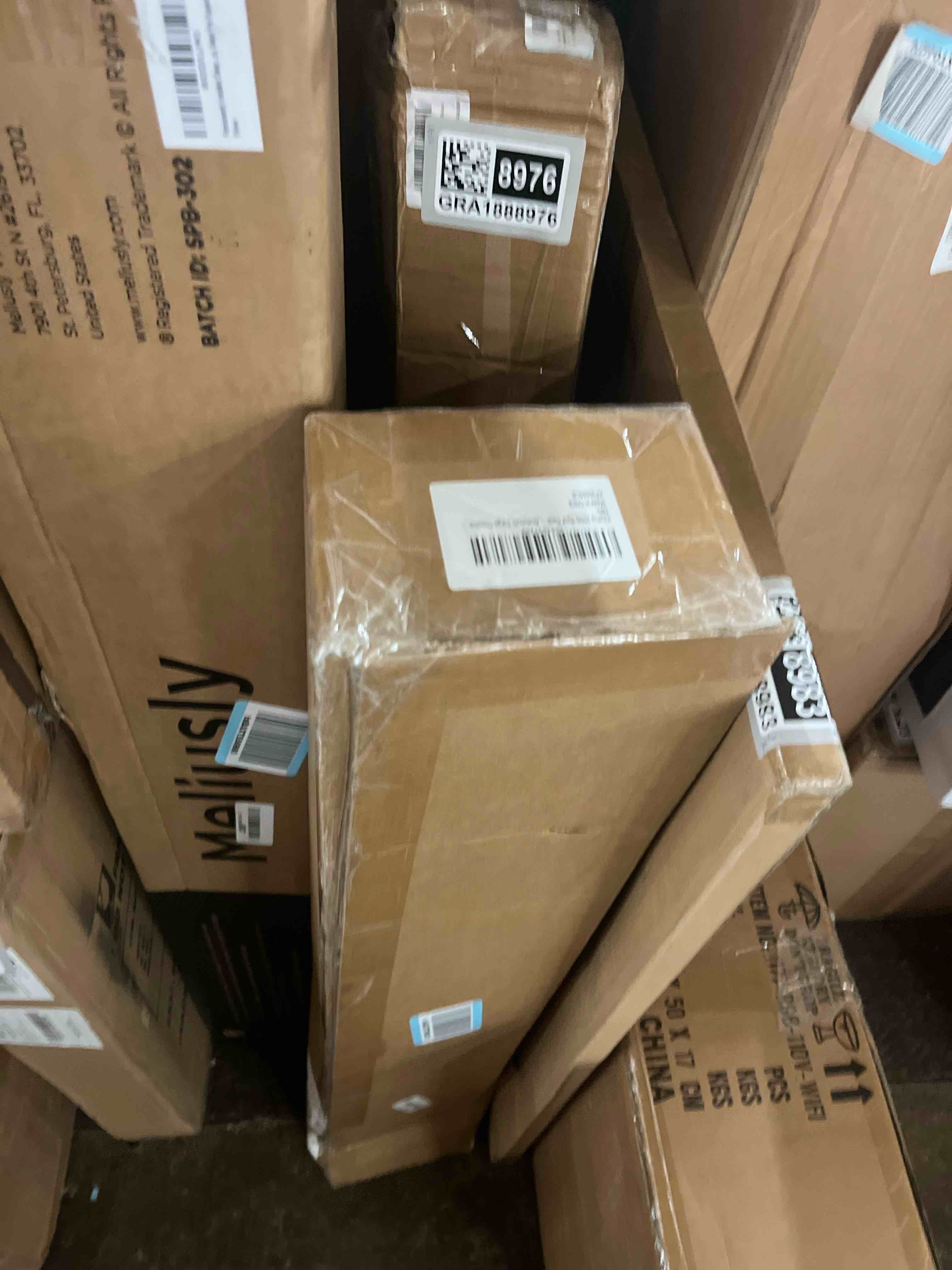 https://s3.amazonaws.com/lotting-images-prod/phillipi/GRA1888934_1756747300102.jpeg
