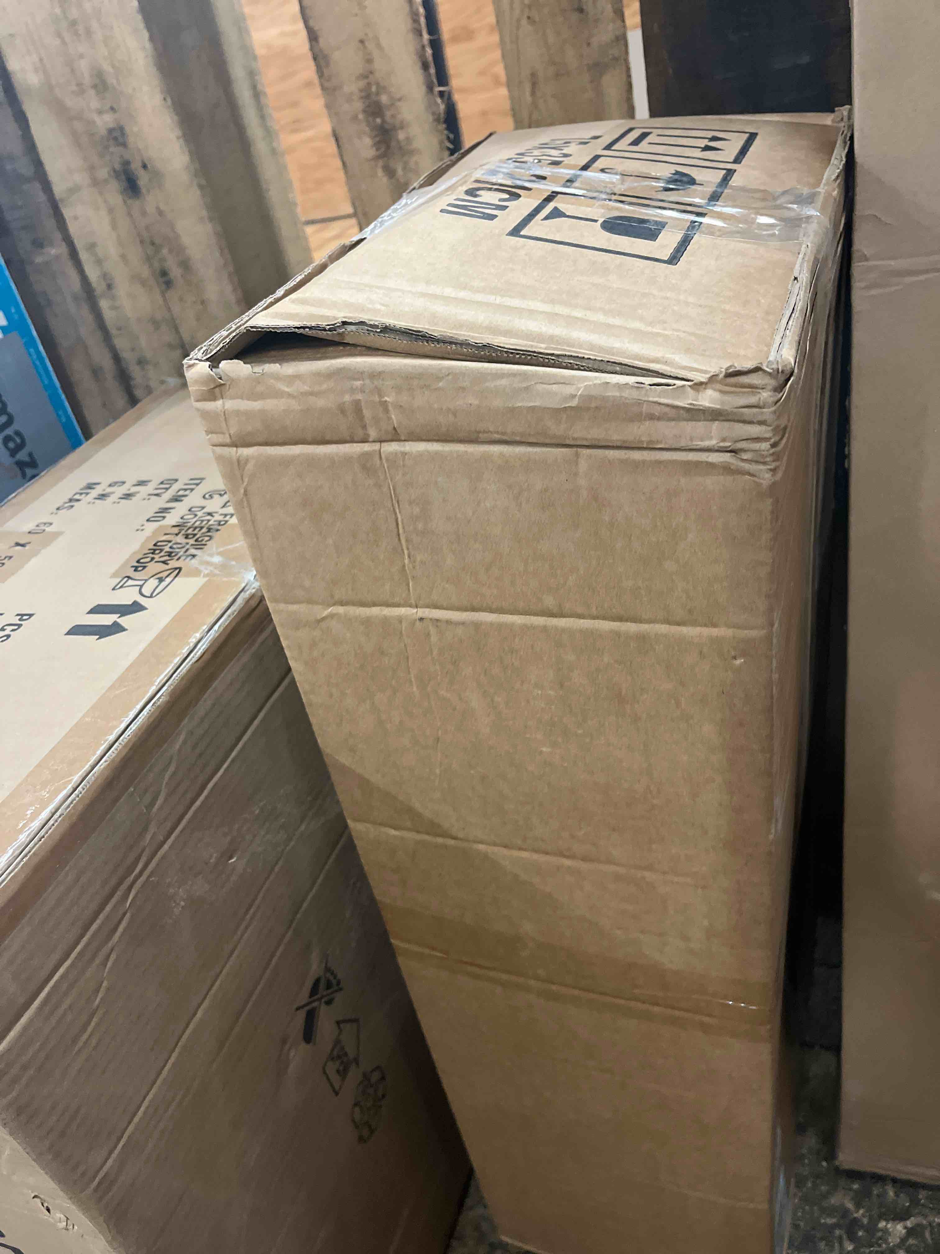 https://s3.amazonaws.com/lotting-images-prod/phillipi/GRA1889018_1756999174929.jpeg
