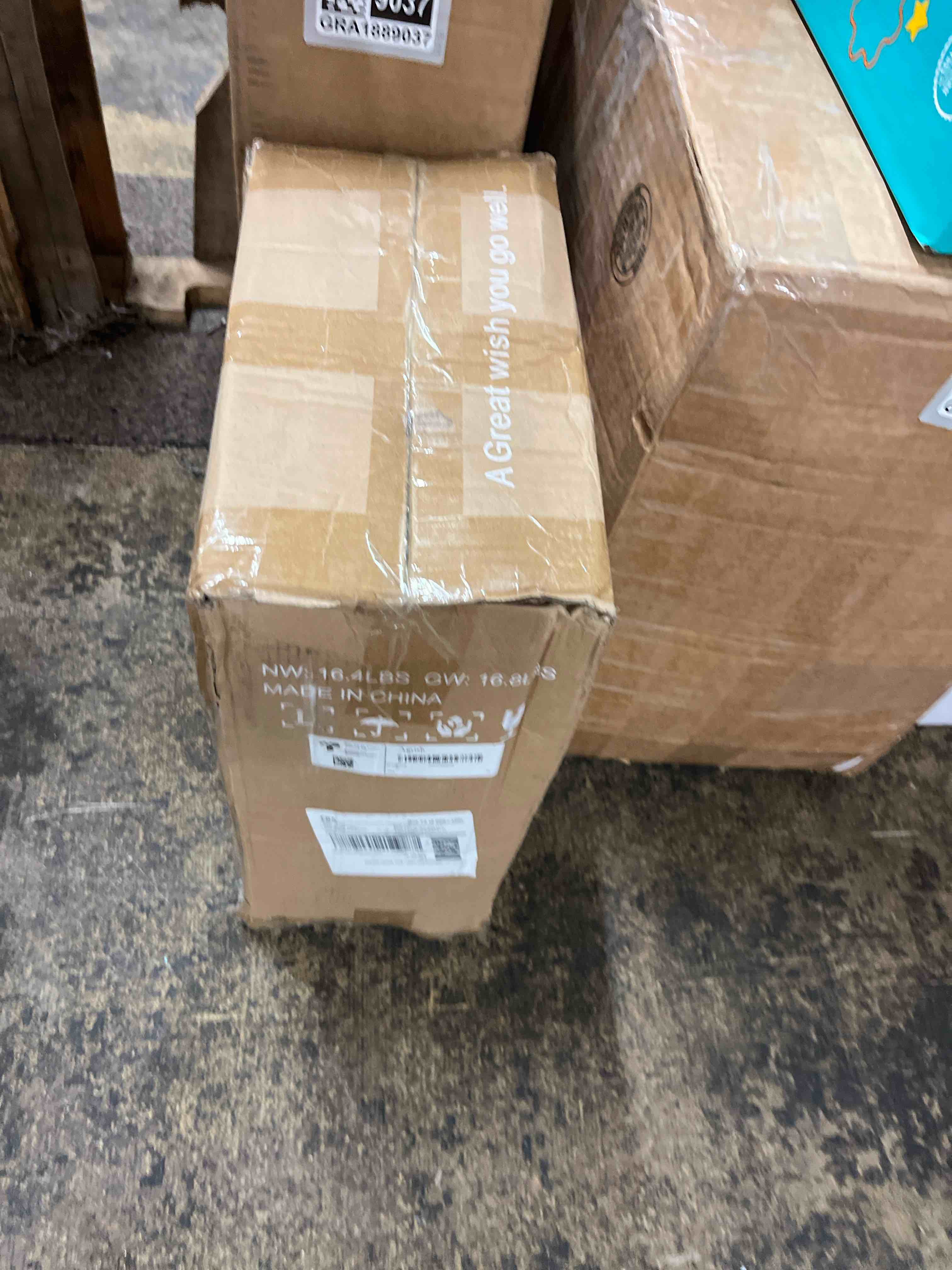 https://s3.amazonaws.com/lotting-images-prod/phillipi/GRA1889039_1756996085174.jpeg