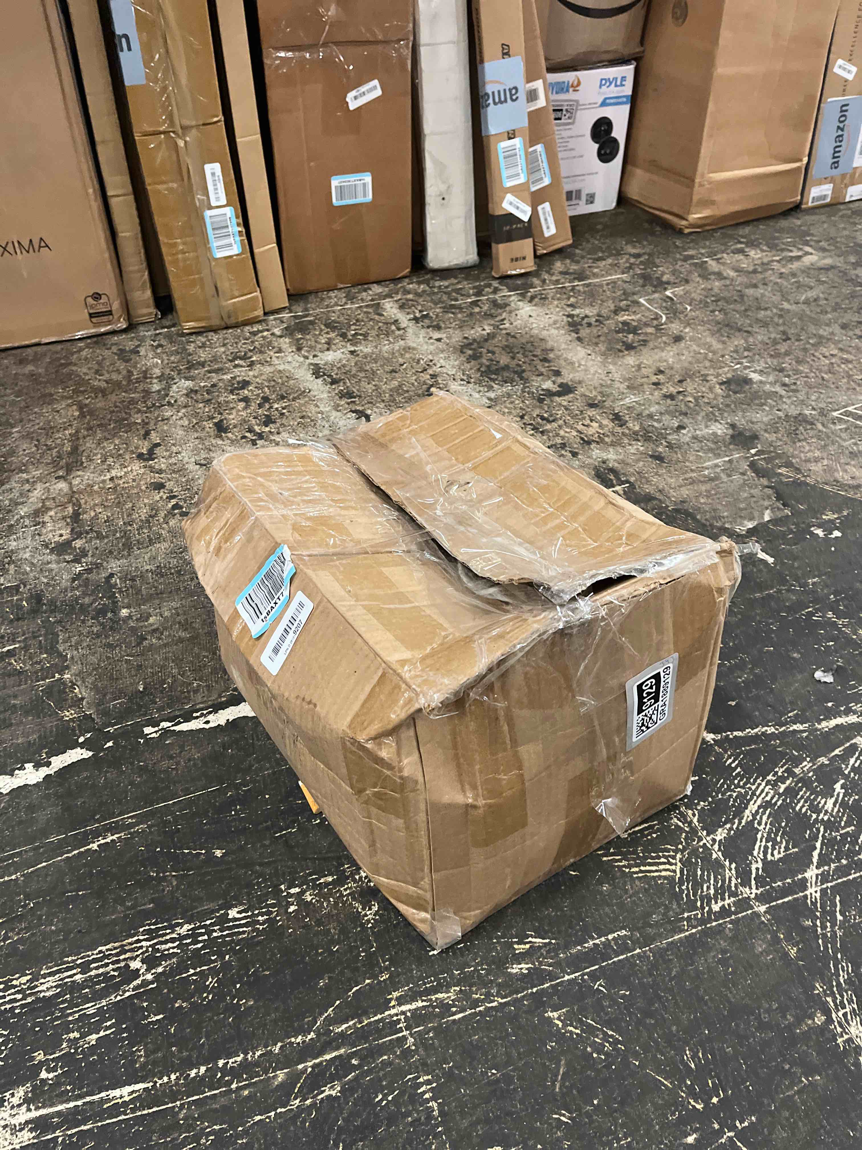 https://s3.amazonaws.com/lotting-images-prod/phillipi/GRA1889129_1757000570405.jpeg