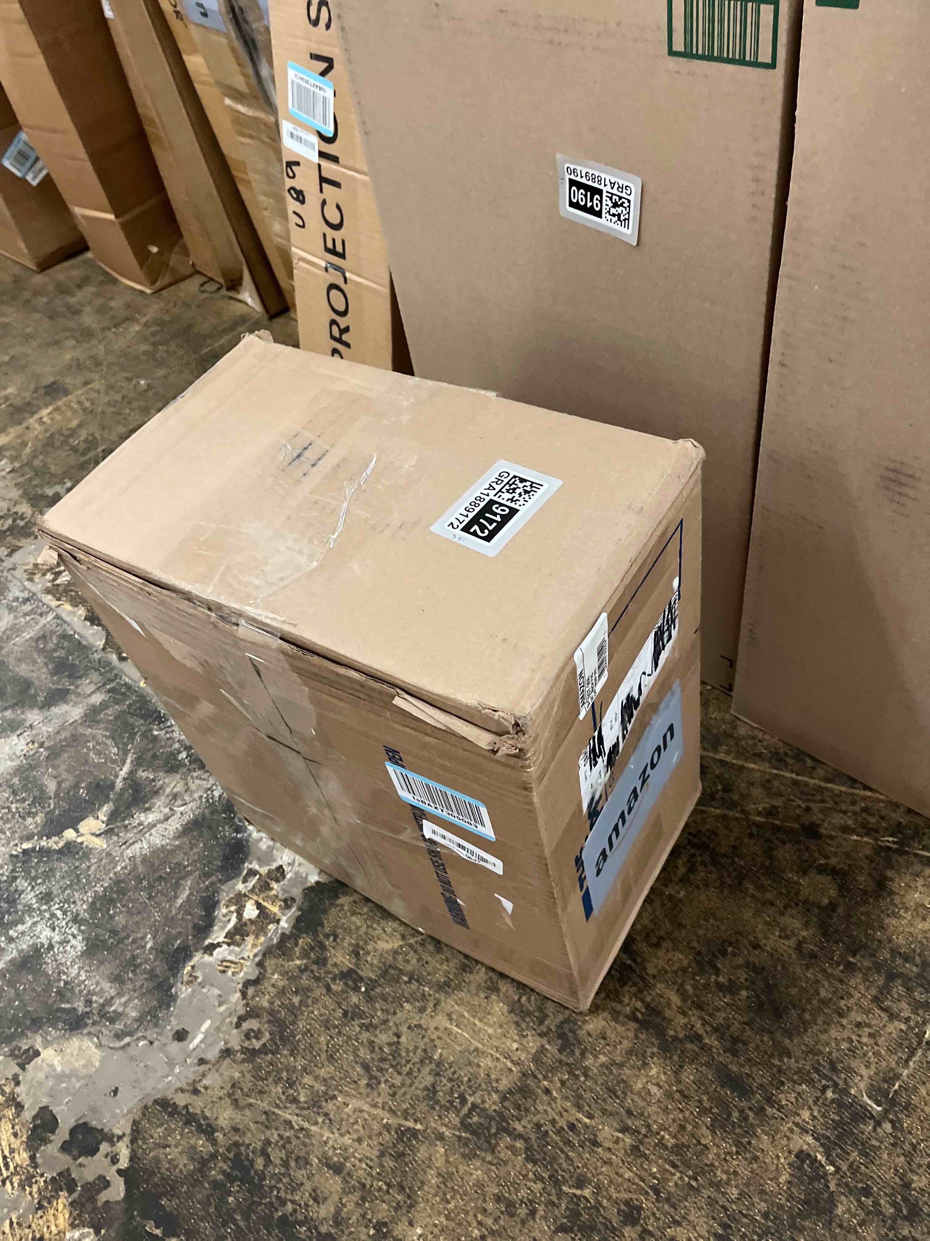 https://s3.amazonaws.com/lotting-images-prod/phillipi/GRA1889172_1757027223435.jpeg