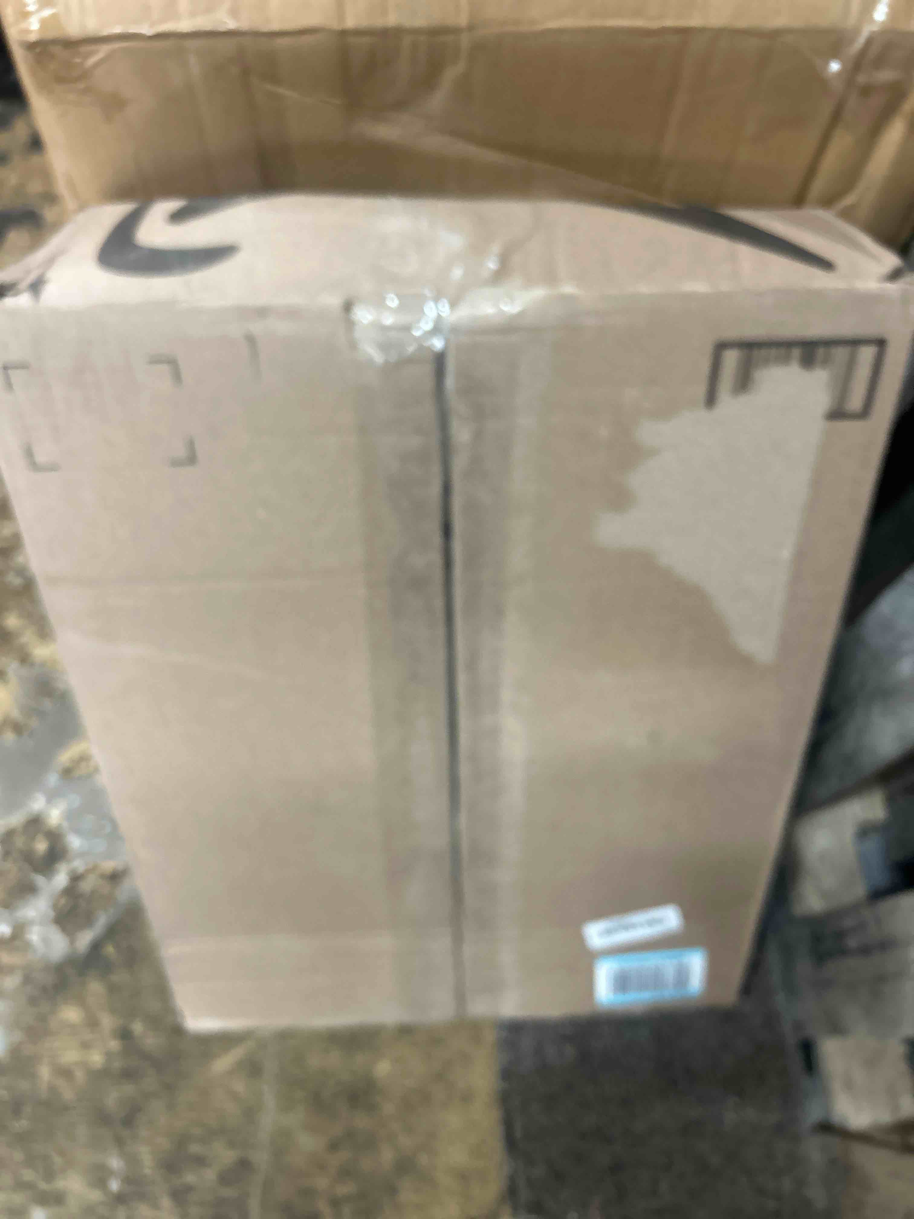 https://s3.amazonaws.com/lotting-images-prod/phillipi/GRA1889203_1757022468887.jpeg