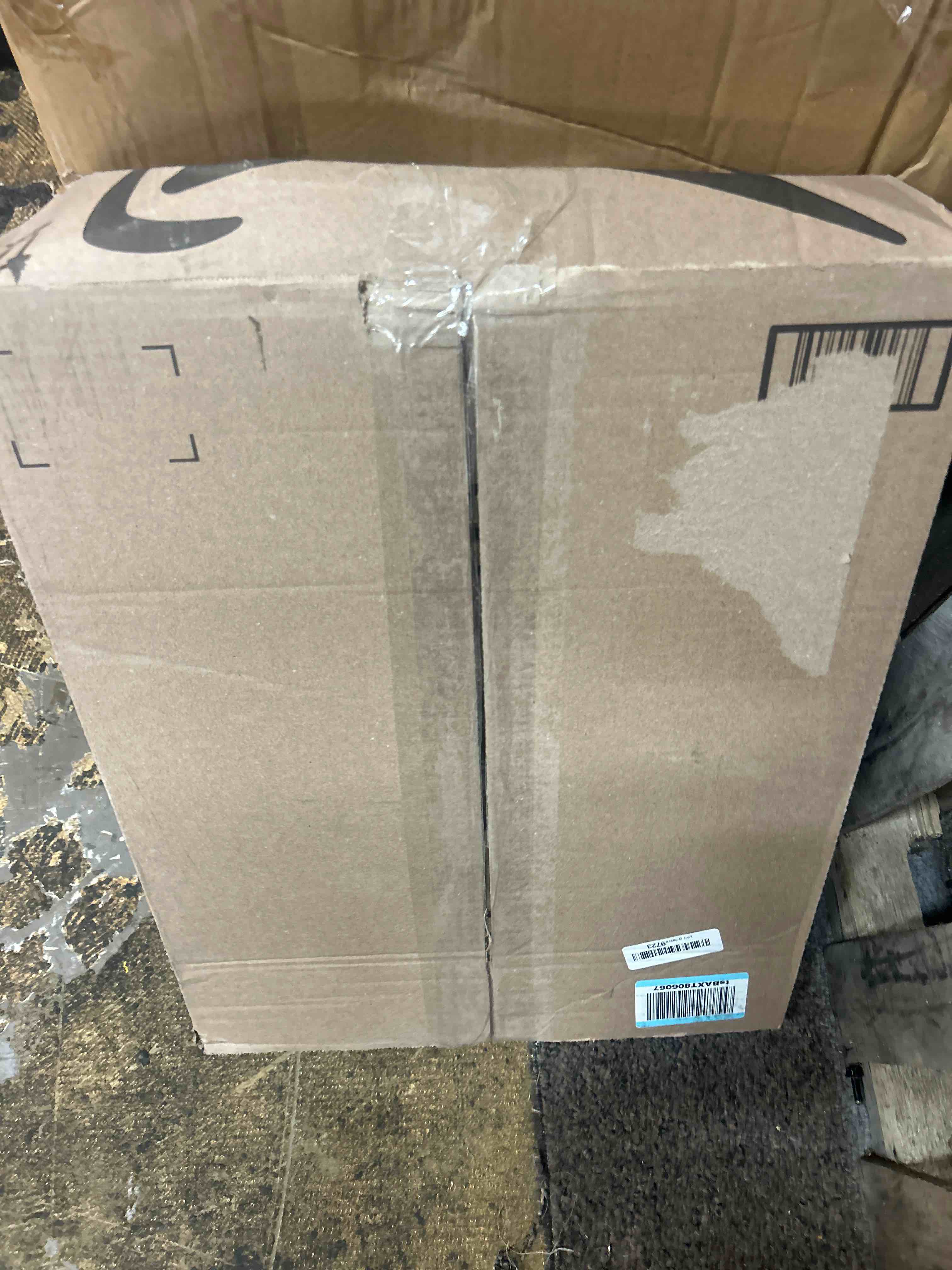 https://s3.amazonaws.com/lotting-images-prod/phillipi/GRA1889203_1757022470225.jpeg