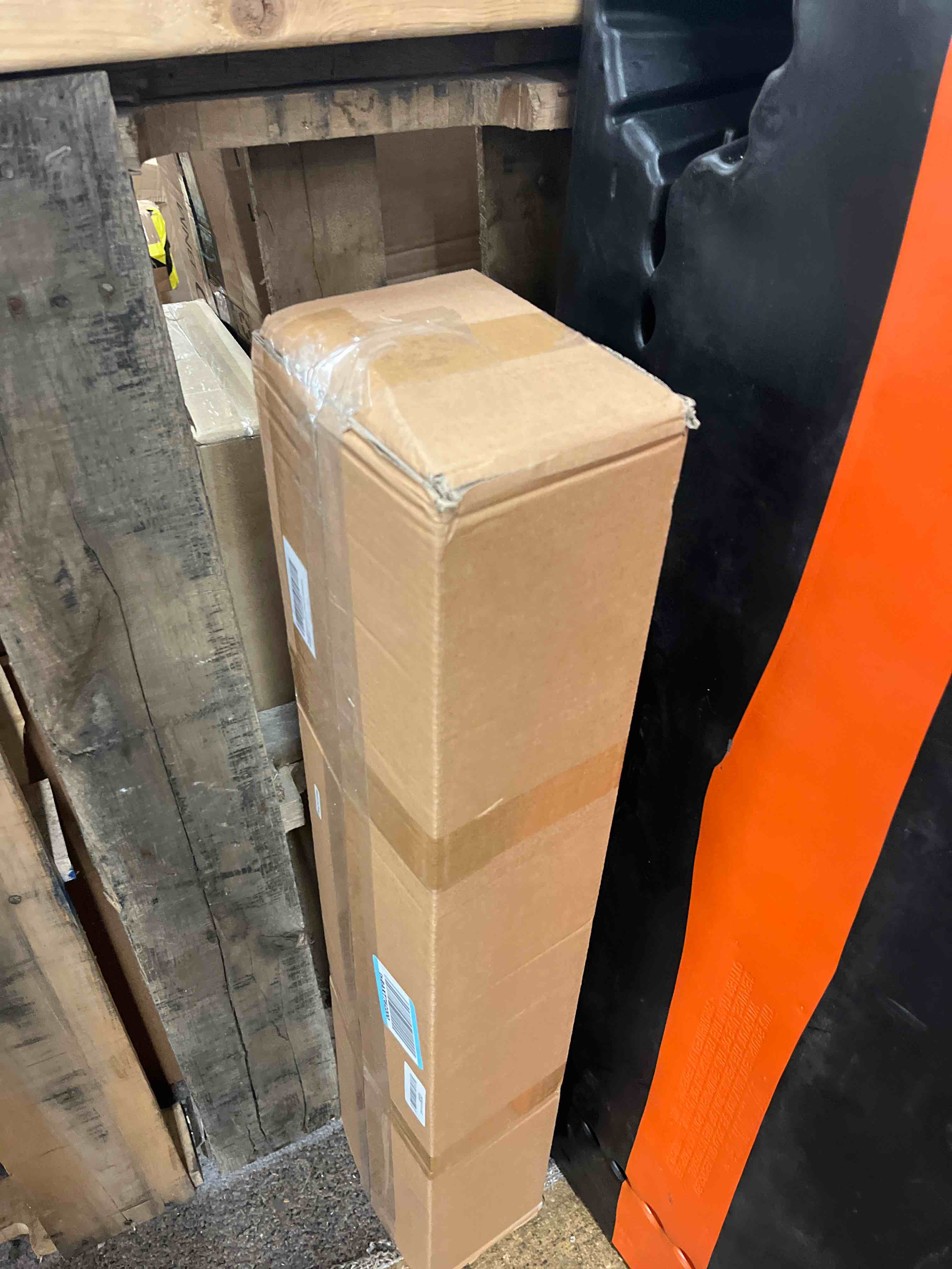https://s3.amazonaws.com/lotting-images-prod/phillipi/GRA1889266_1757024005004.jpeg