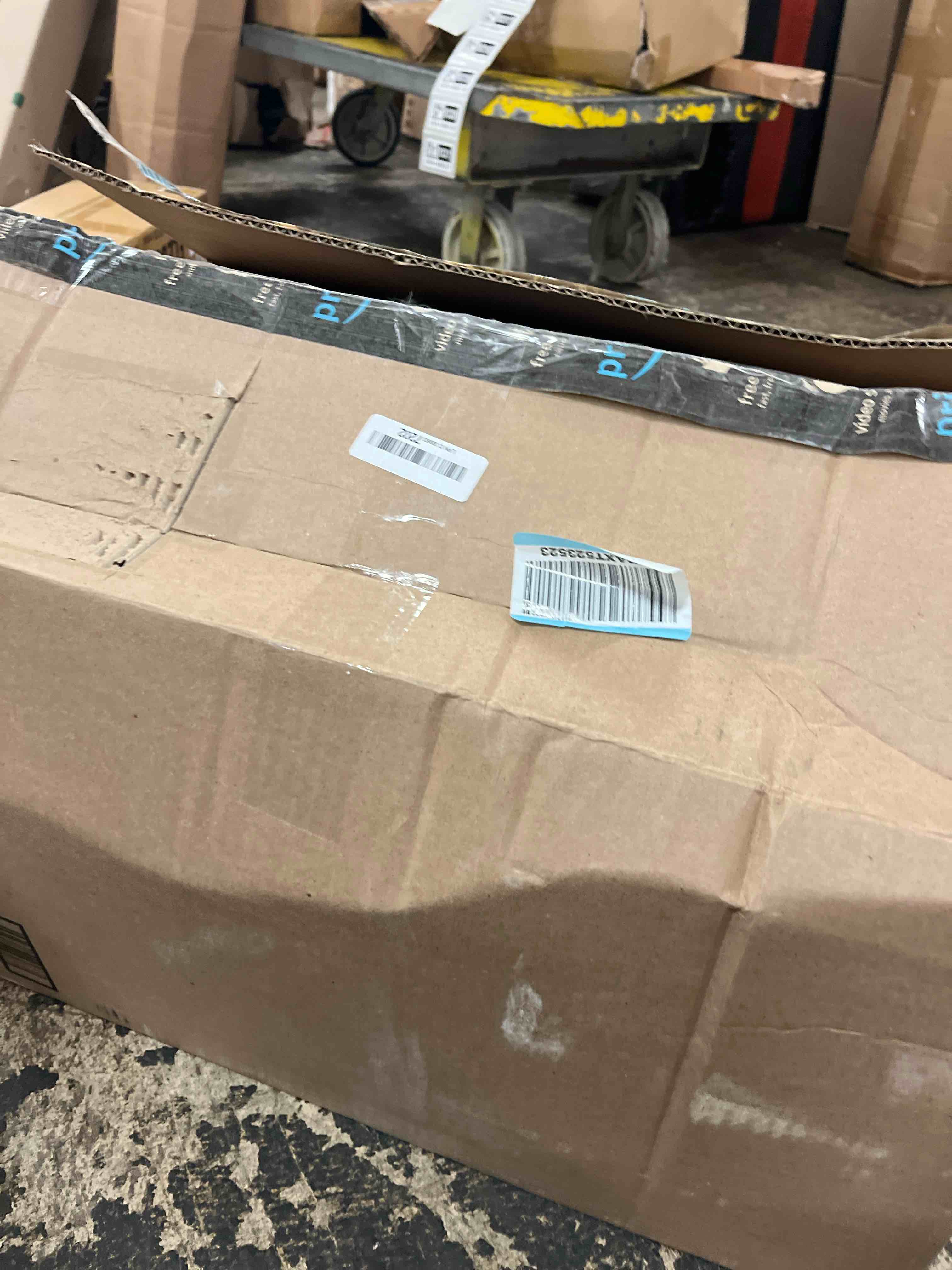 https://s3.amazonaws.com/lotting-images-prod/phillipi/GRA1889354_1757074031542.jpeg